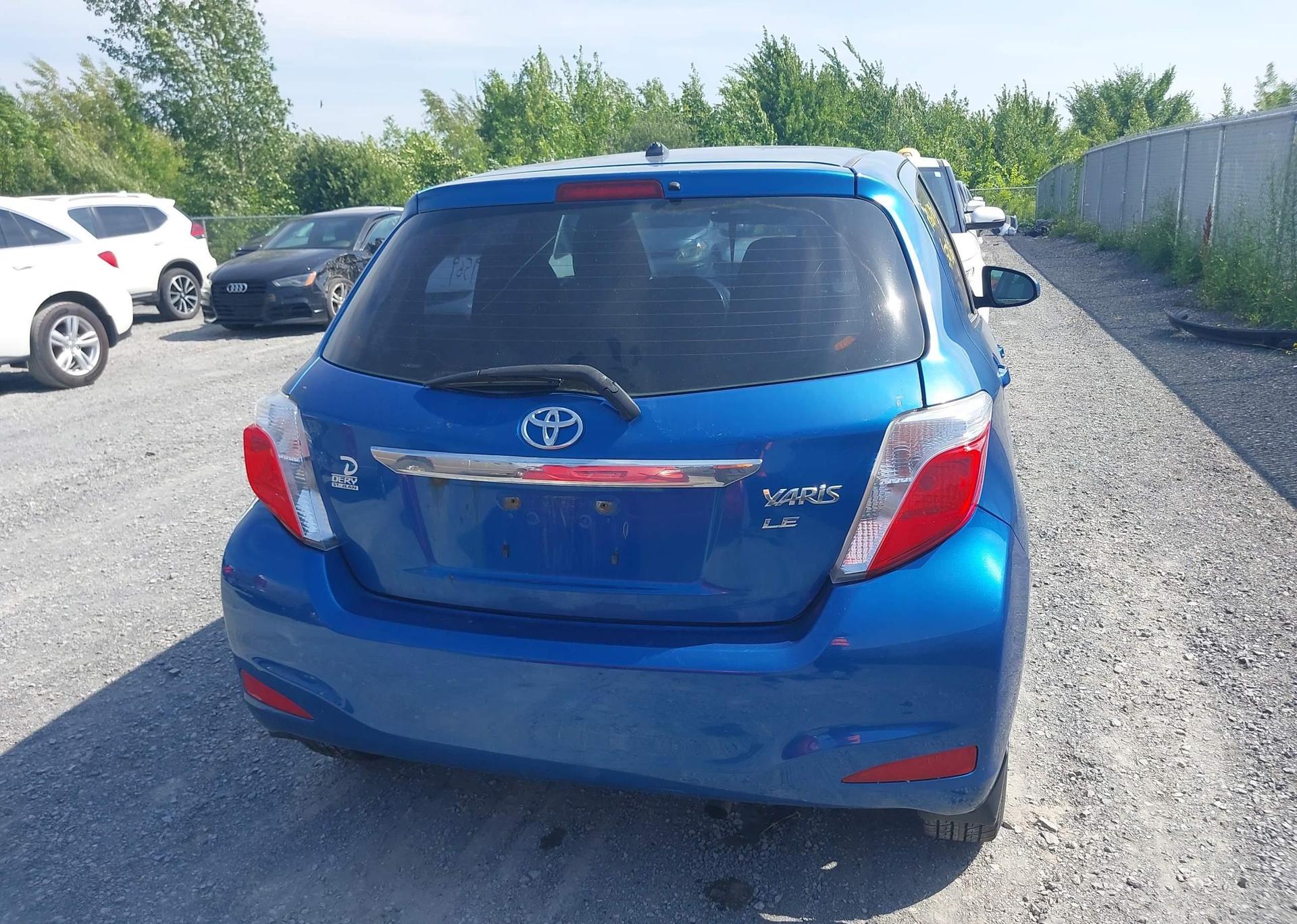 2012 TOYOTA YARIS