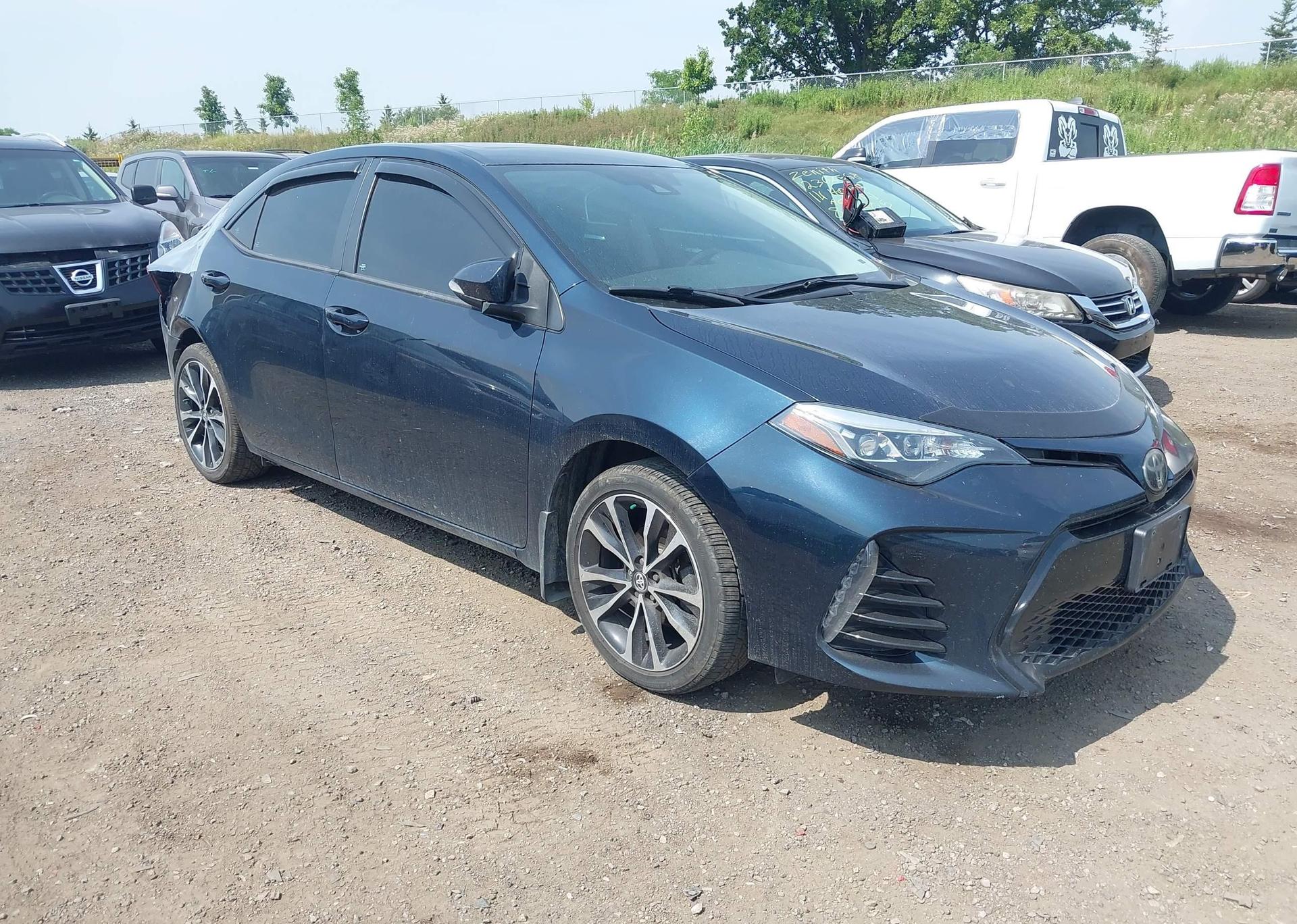 2018 TOYOTA COROLLA SE