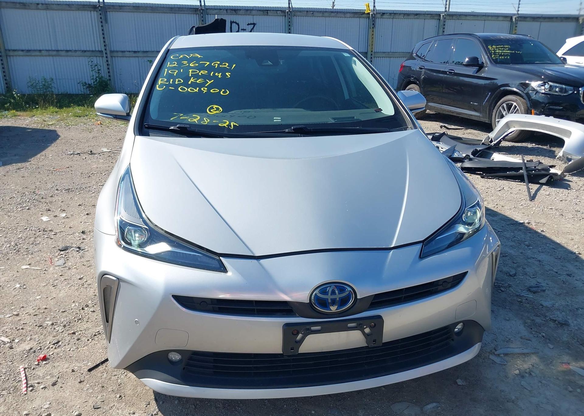 2019 TOYOTA PRIUS