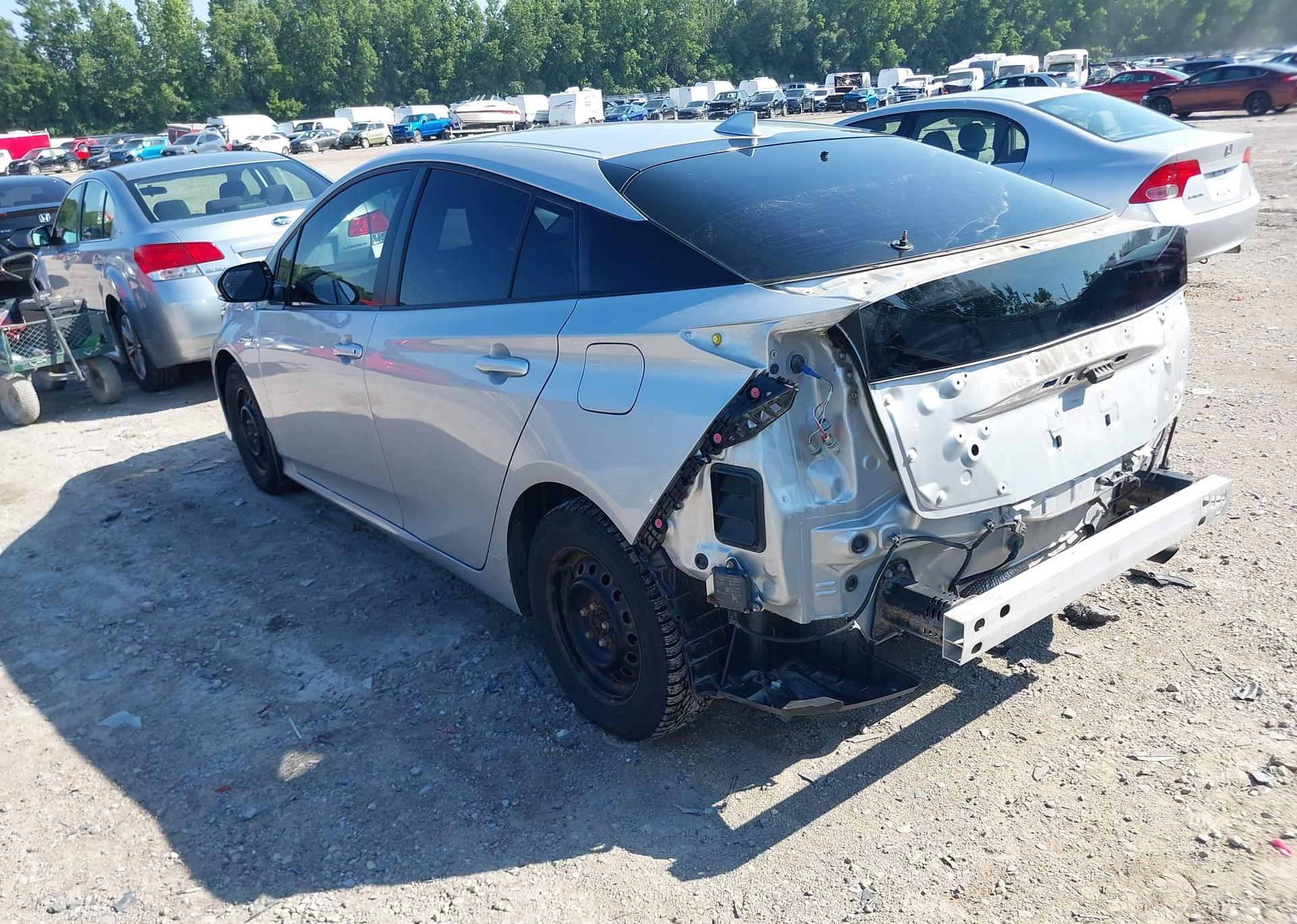 2019 TOYOTA PRIUS