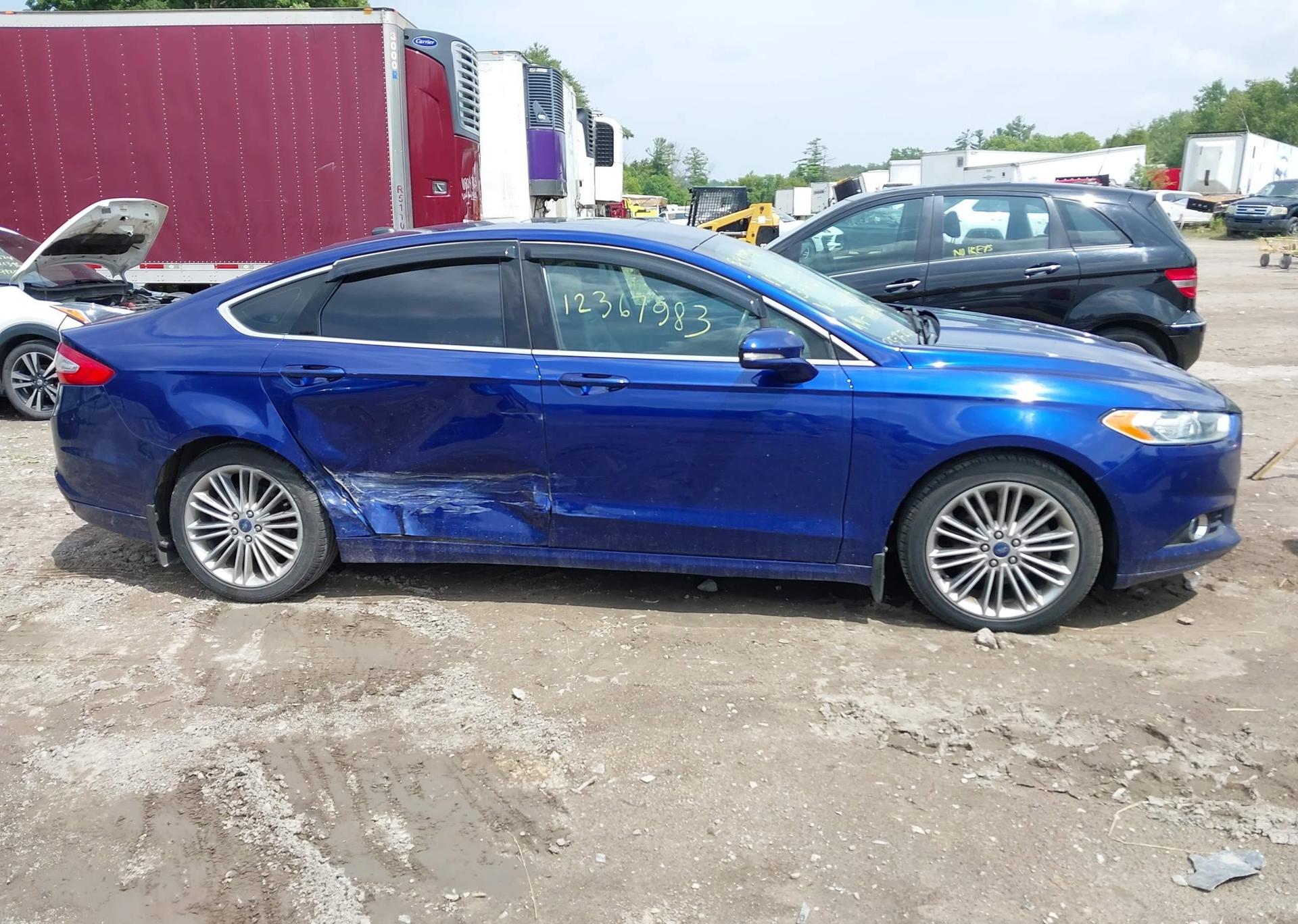 2013 FORD FUSION SE