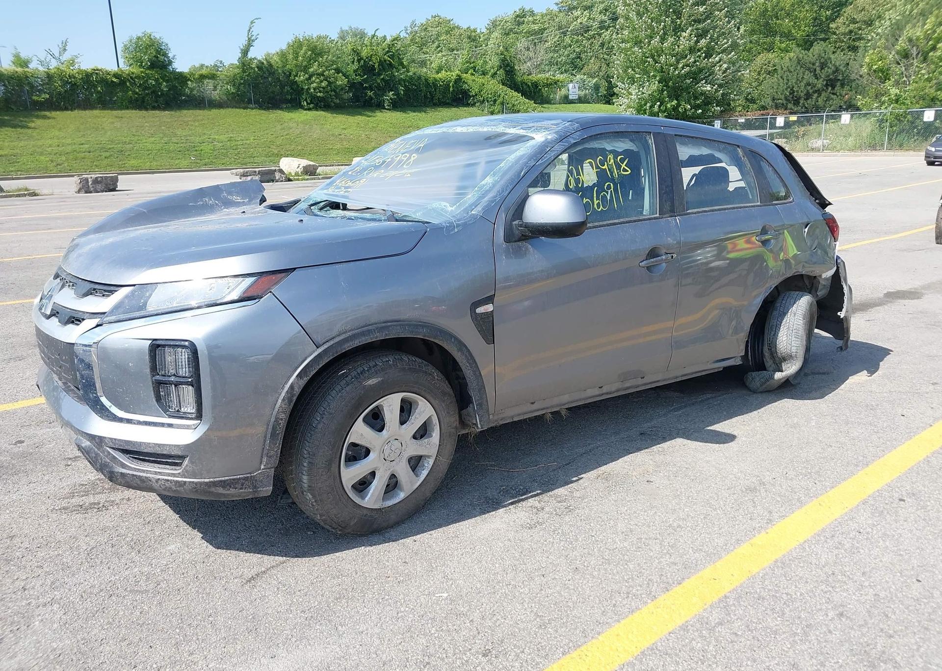 2022 MITSUBISHI RVR ES