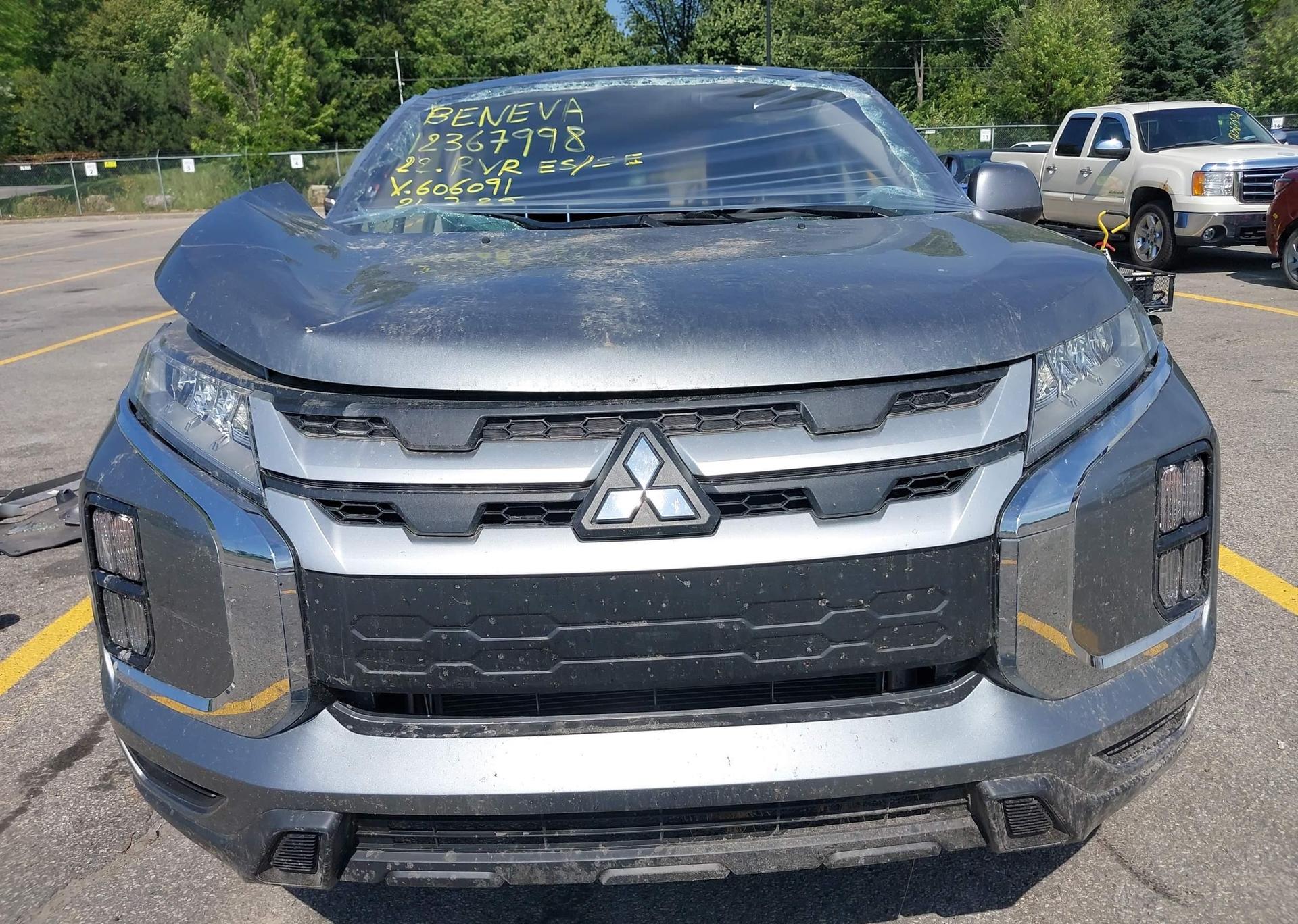 2022 MITSUBISHI RVR ES