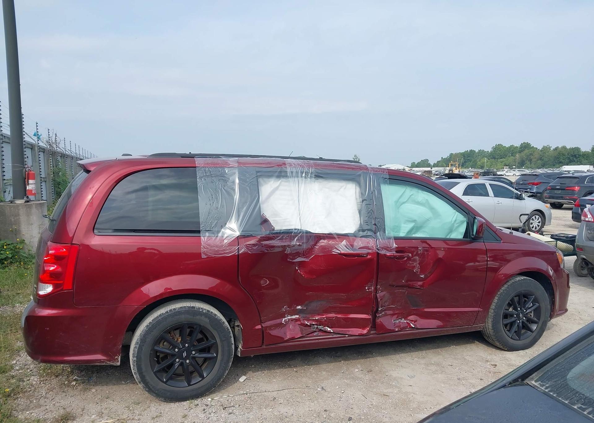 2019 DODGE GRAND CARAVAN GT