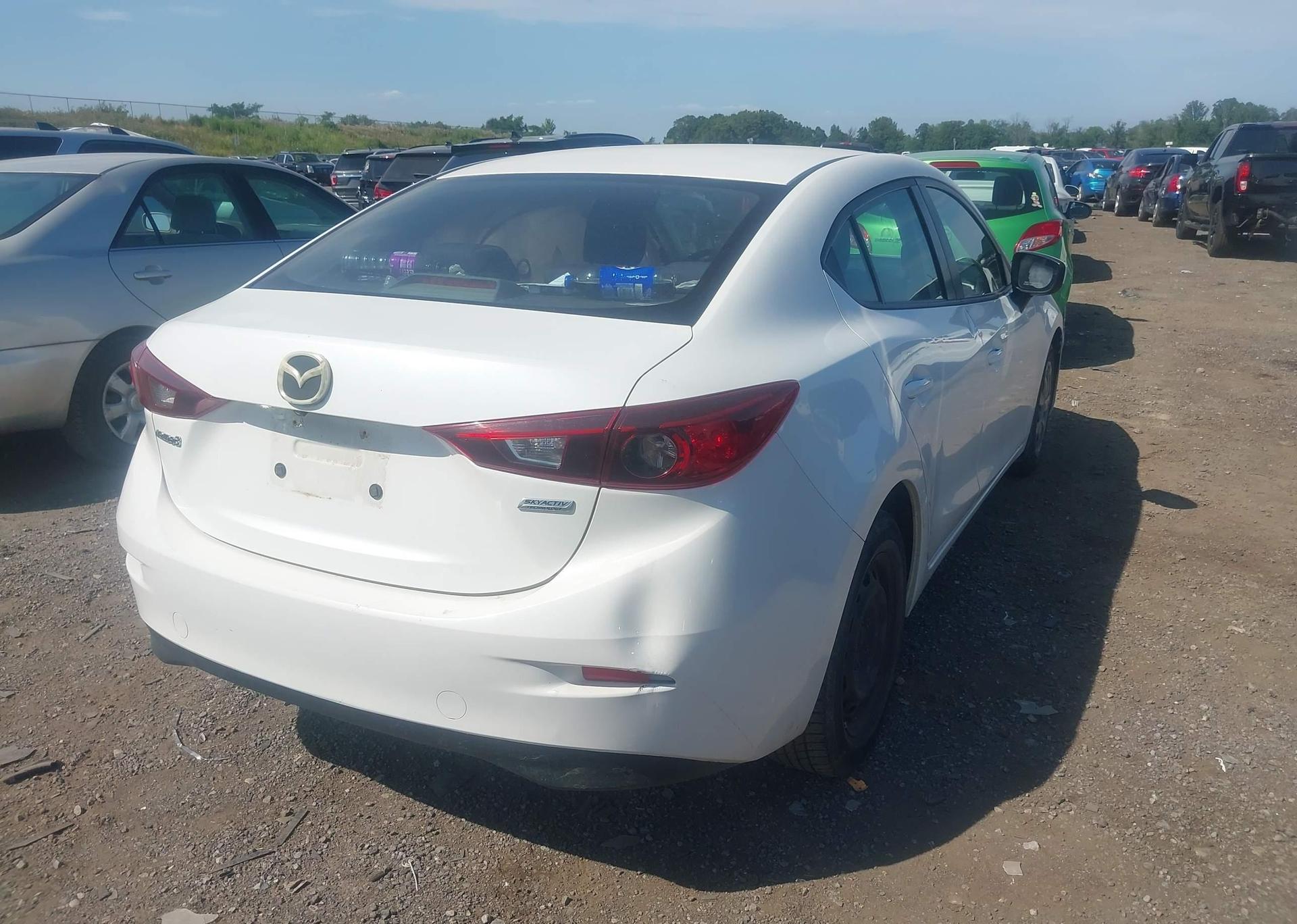 2017 MAZDA MAZDA3 GX