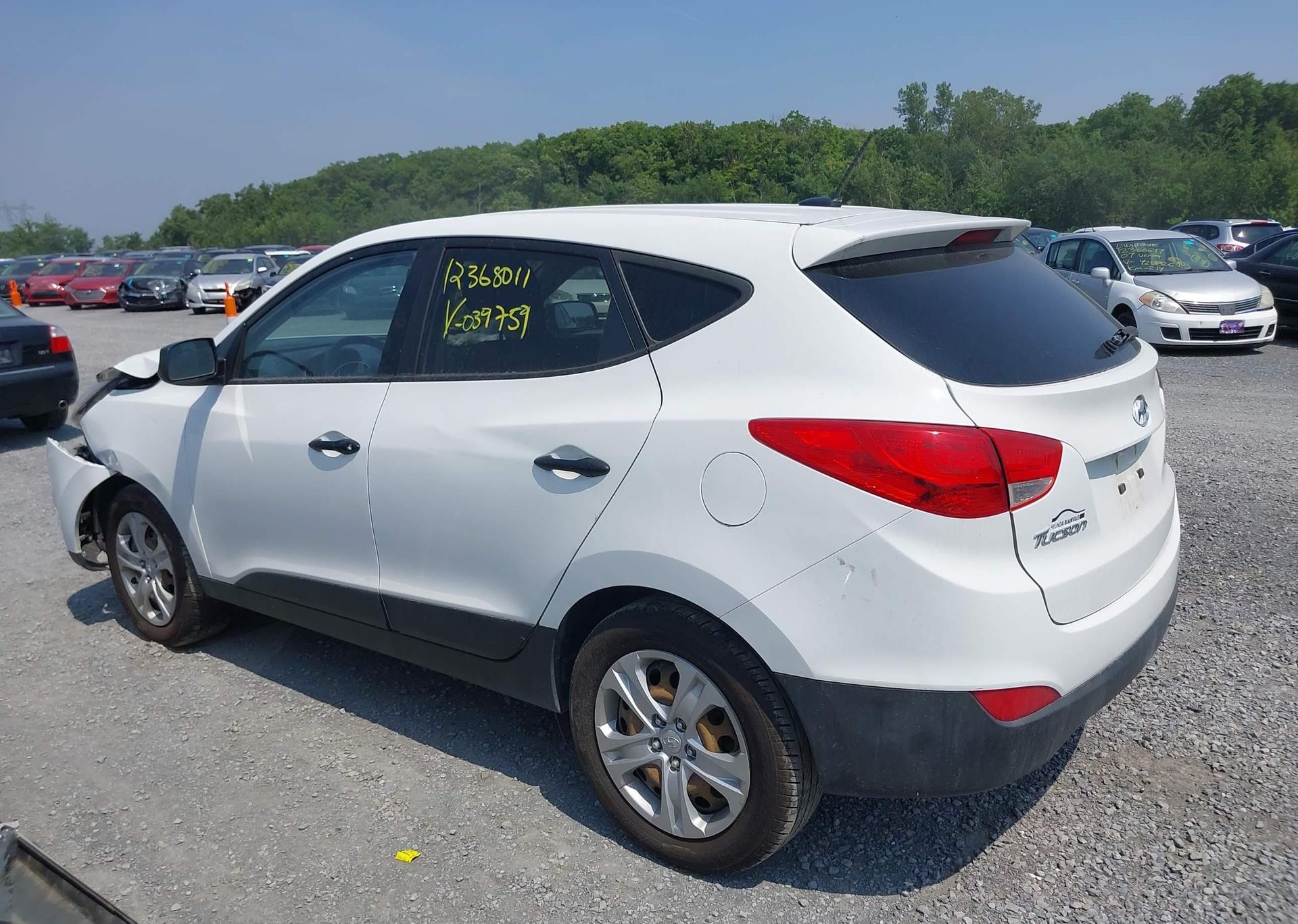 2015 HYUNDAI TUCSON GL