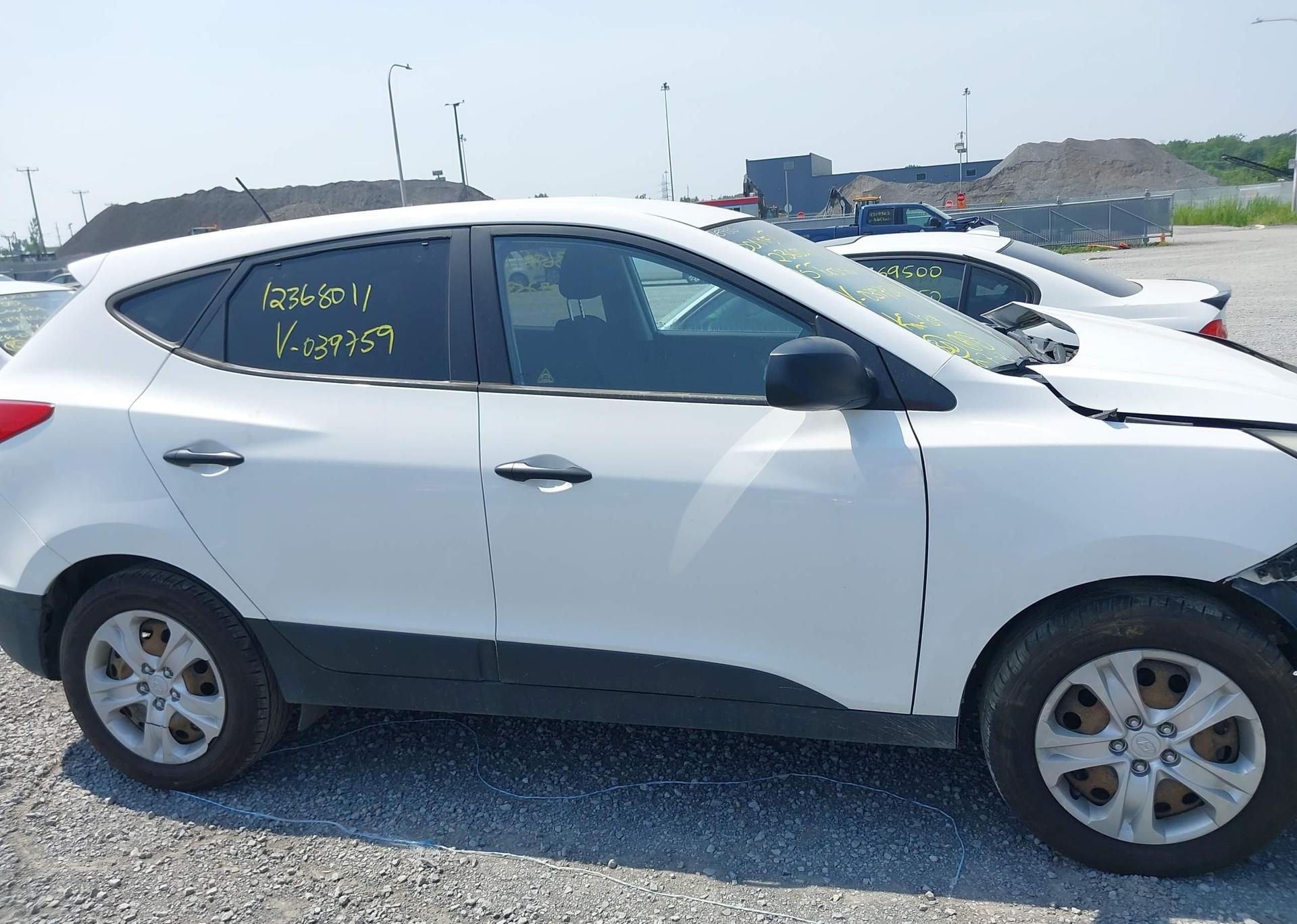 2015 HYUNDAI TUCSON GL