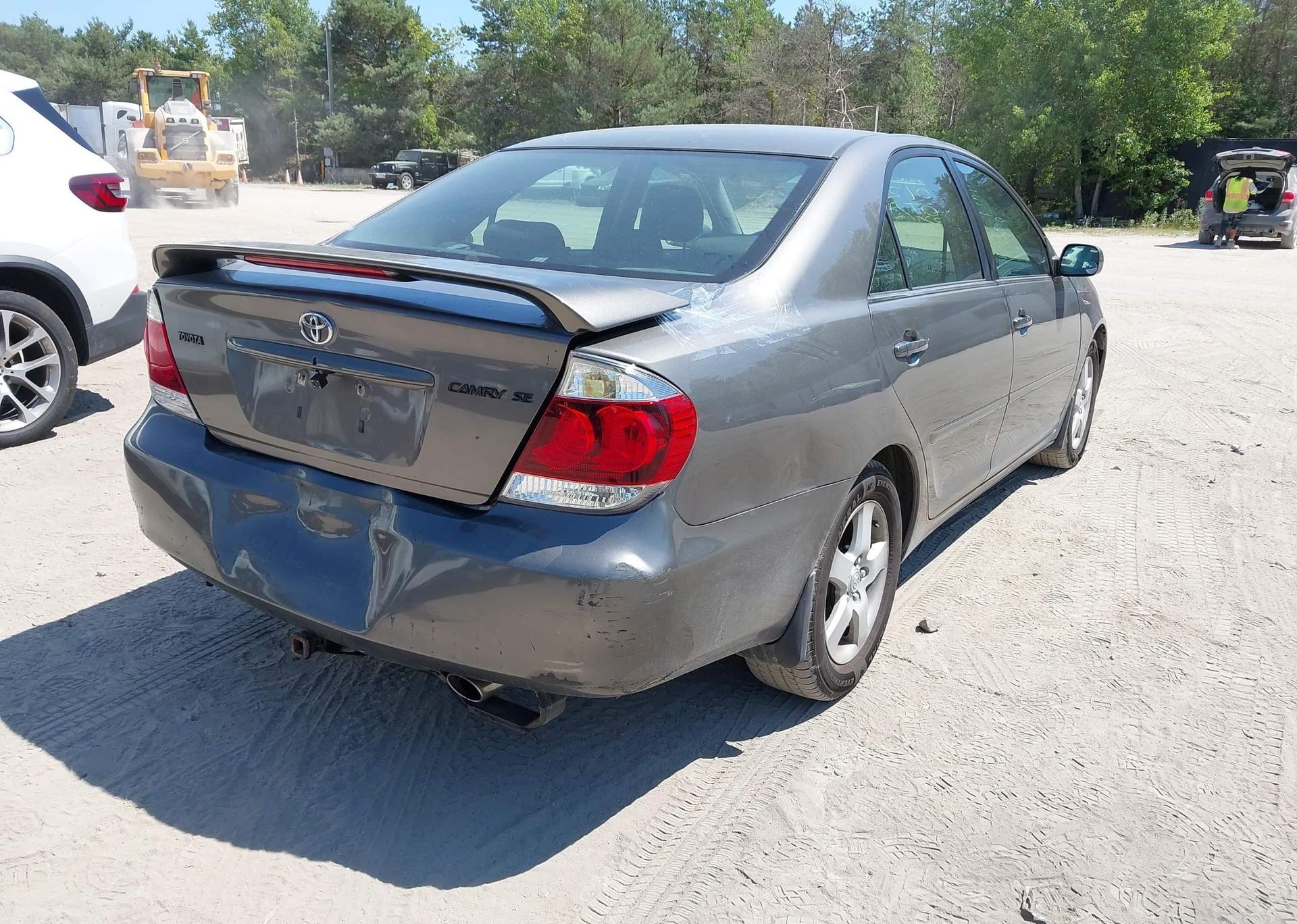 2006 TOYOTA CAMRY LE