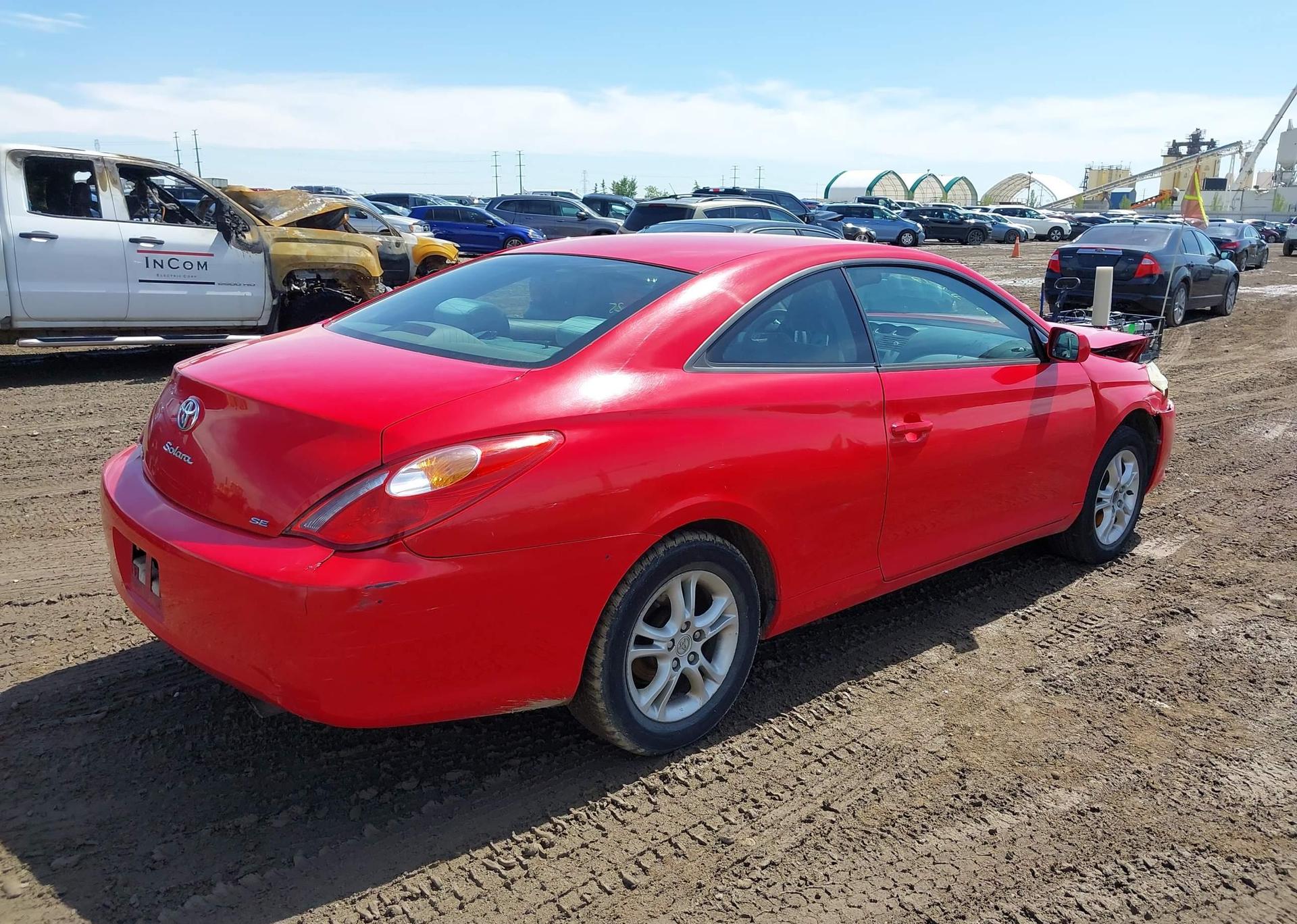 2004 TOYOTA CAMRY SOLARA SE