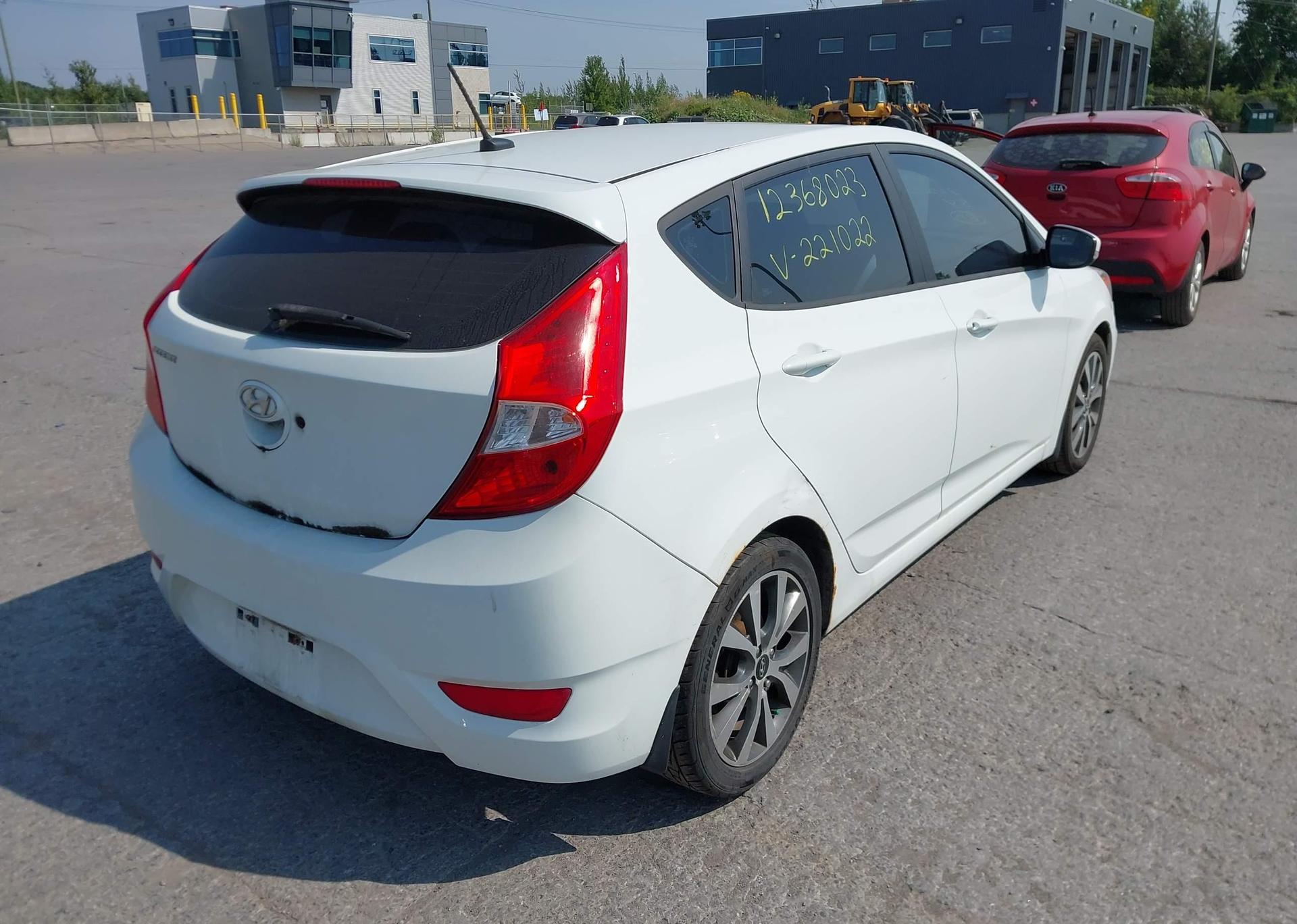 2015 HYUNDAI ACCENT GLS