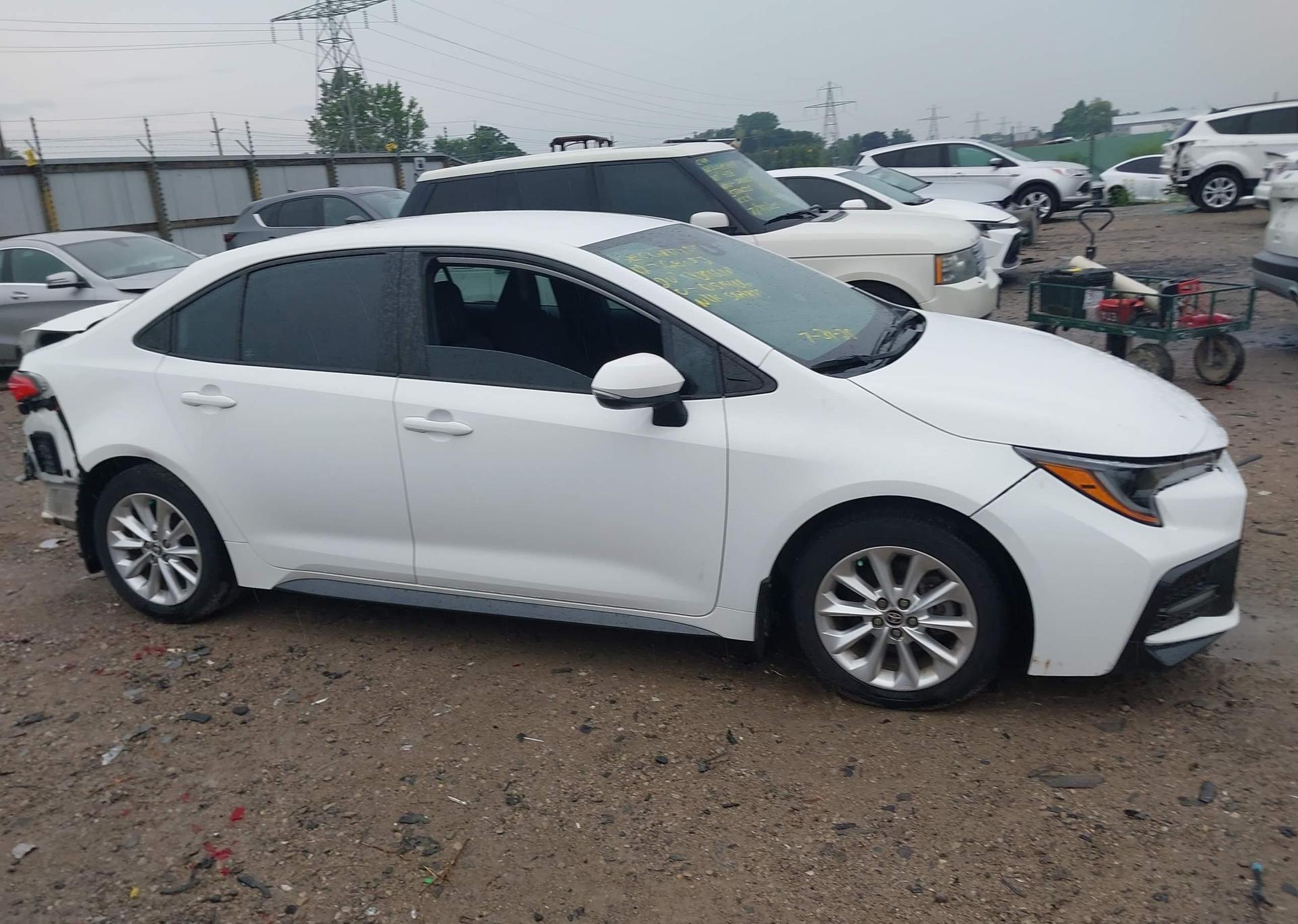 2020 TOYOTA COROLLA SE