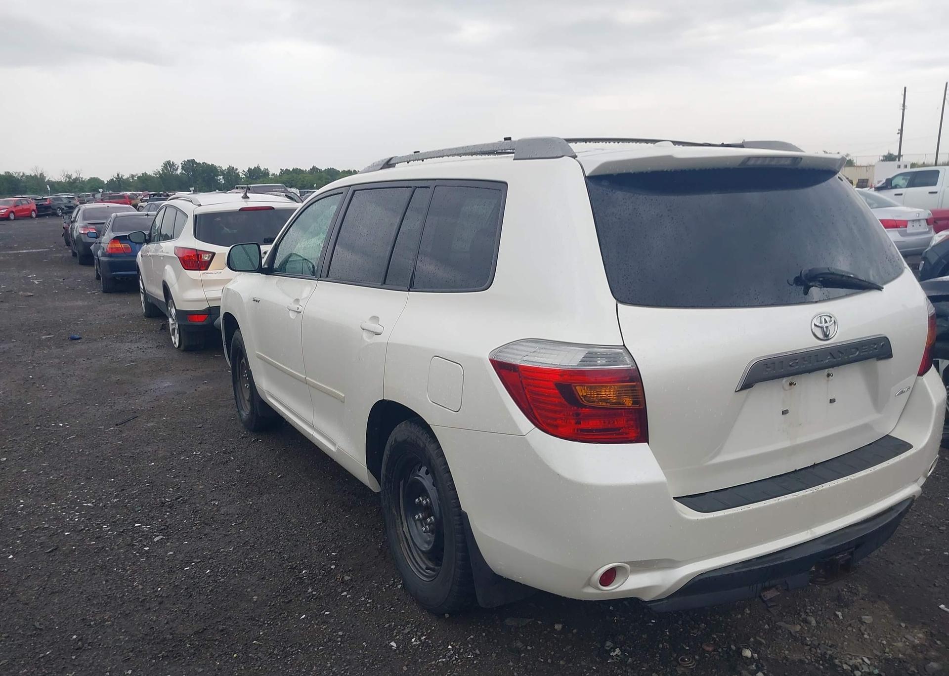 2010 TOYOTA HIGHLANDER