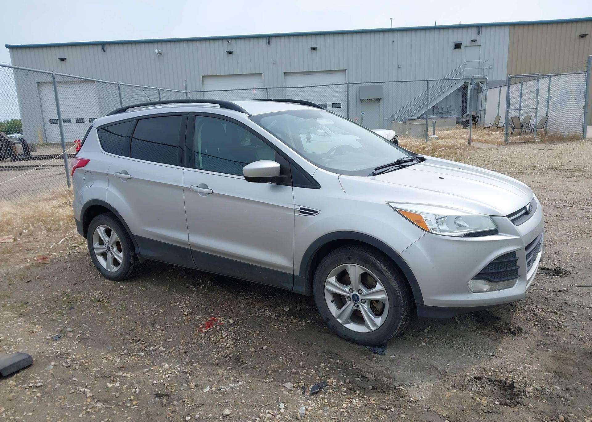 2015 FORD ESCAPE SE