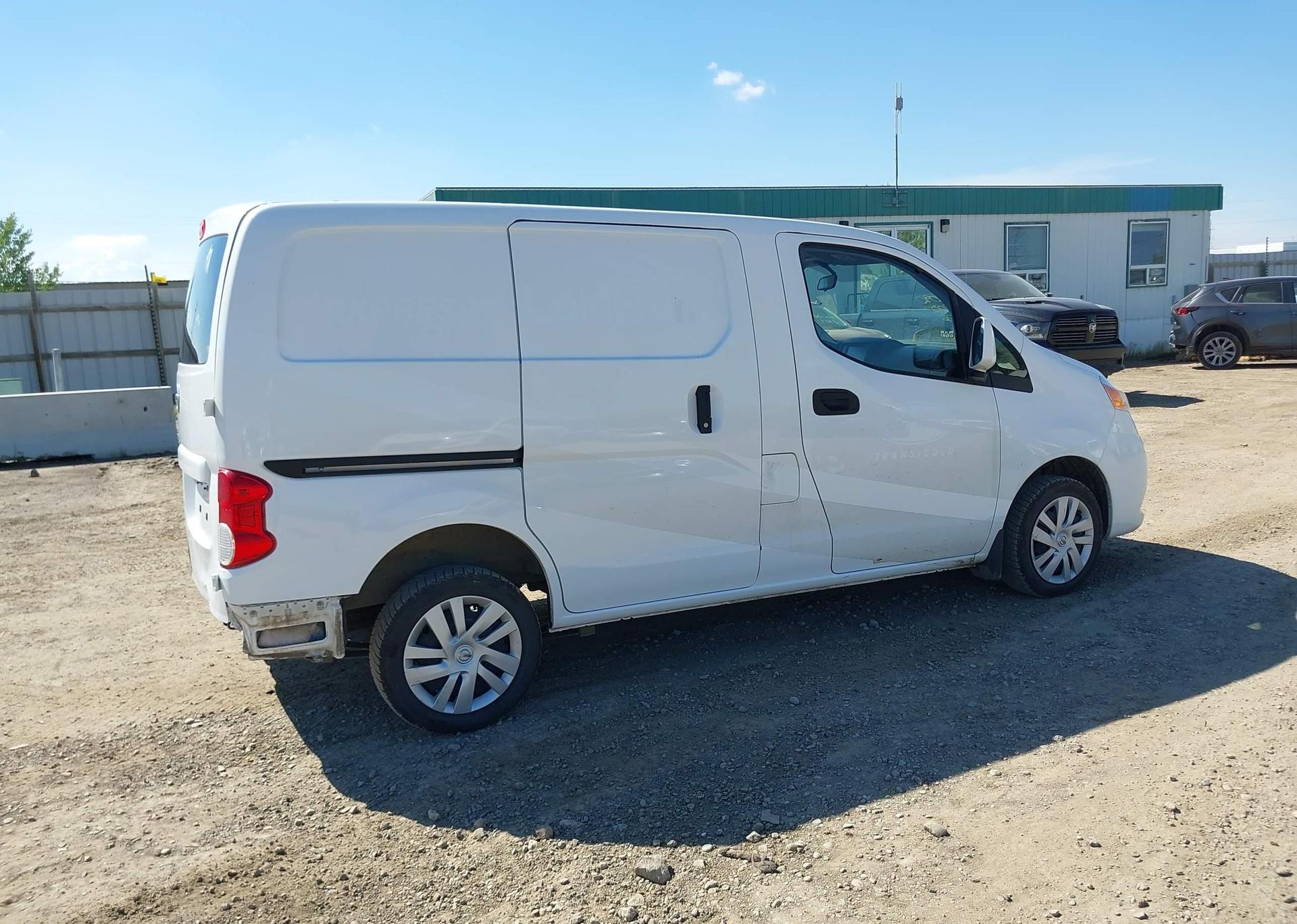 2020 NISSAN NV200 2.5S