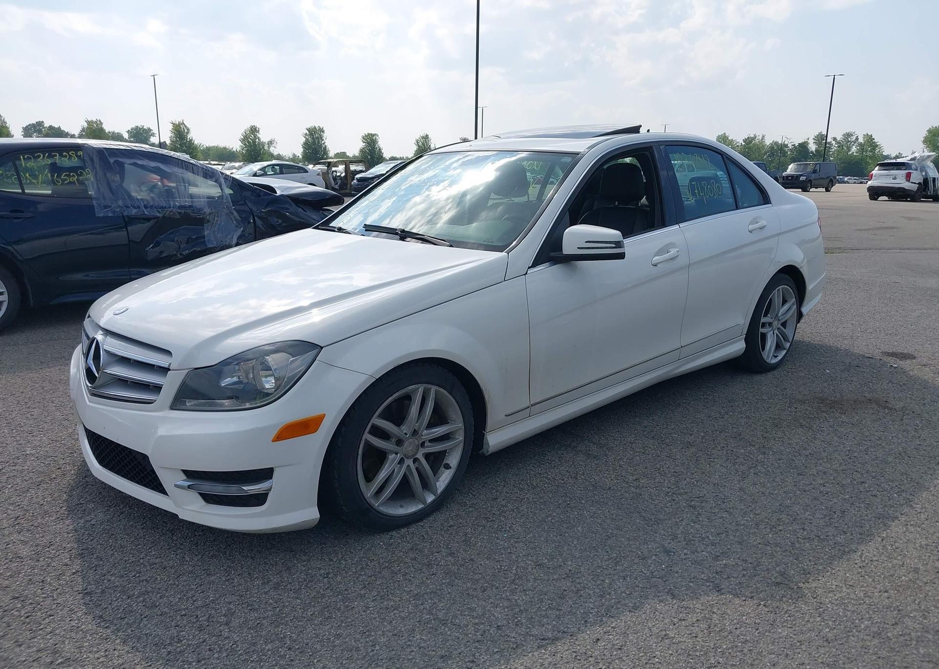 2013 MERCEDES-BENZ C 300 4MATIC