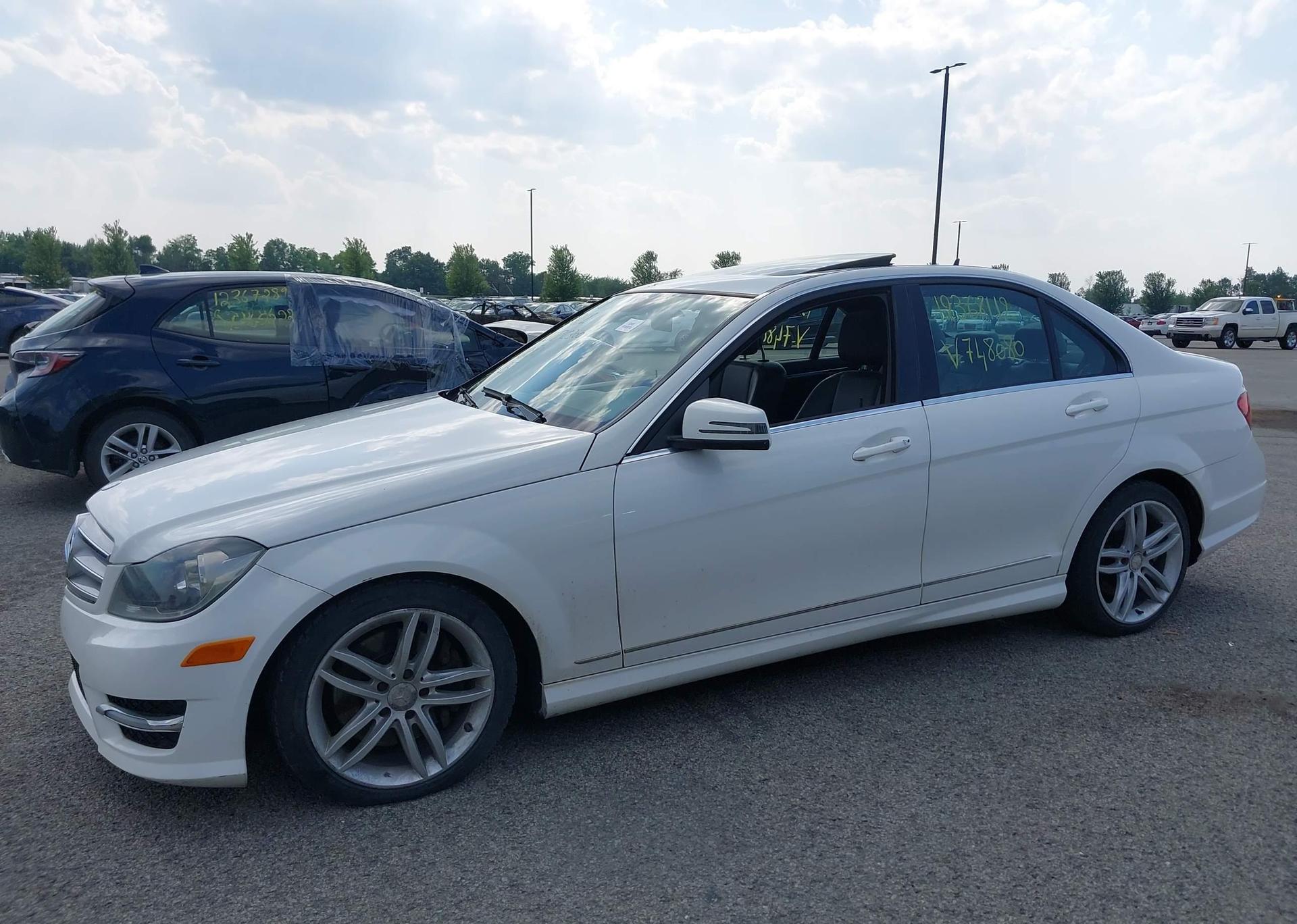 2013 MERCEDES-BENZ C 300 4MATIC