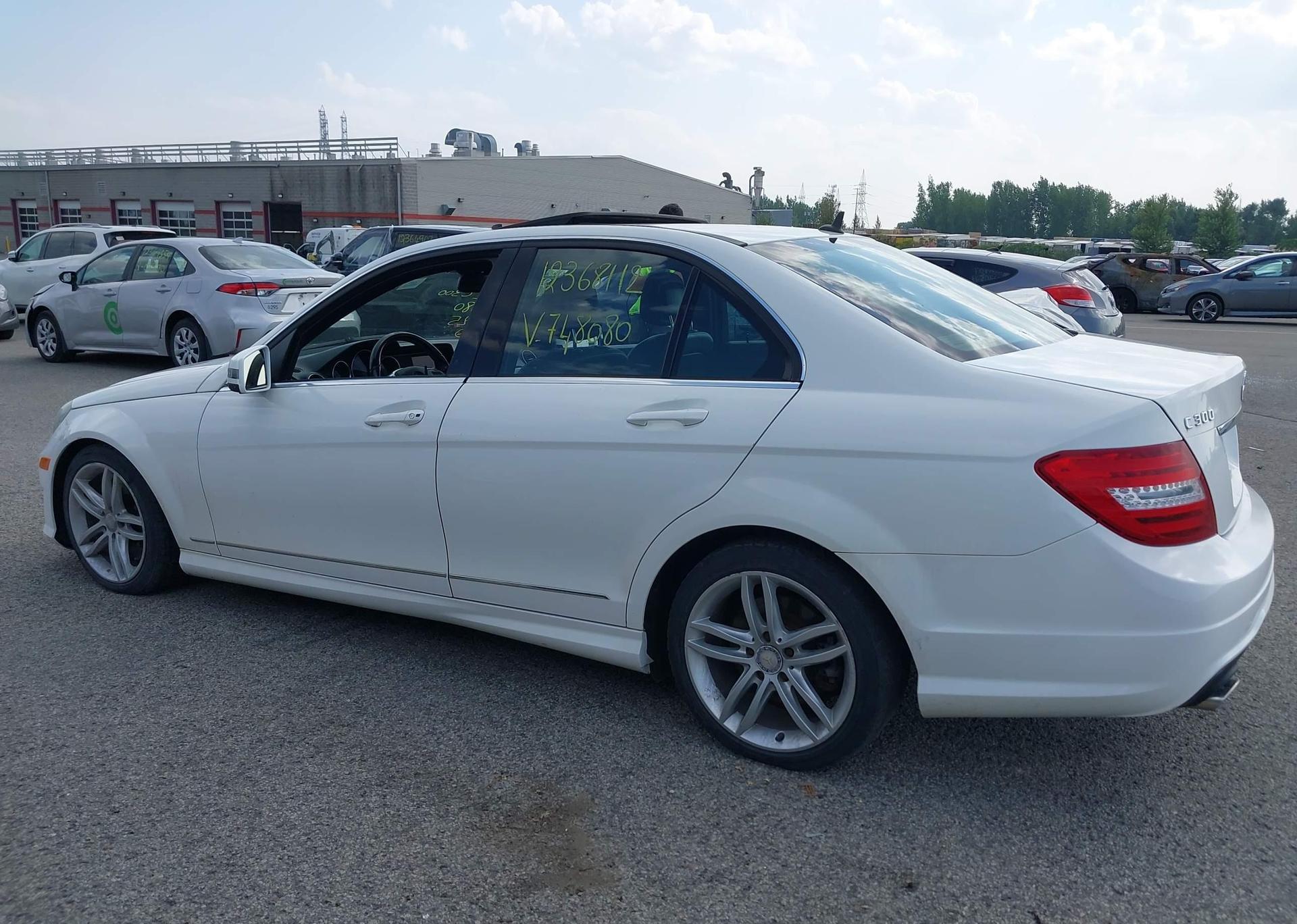 2013 MERCEDES-BENZ C 300 4MATIC