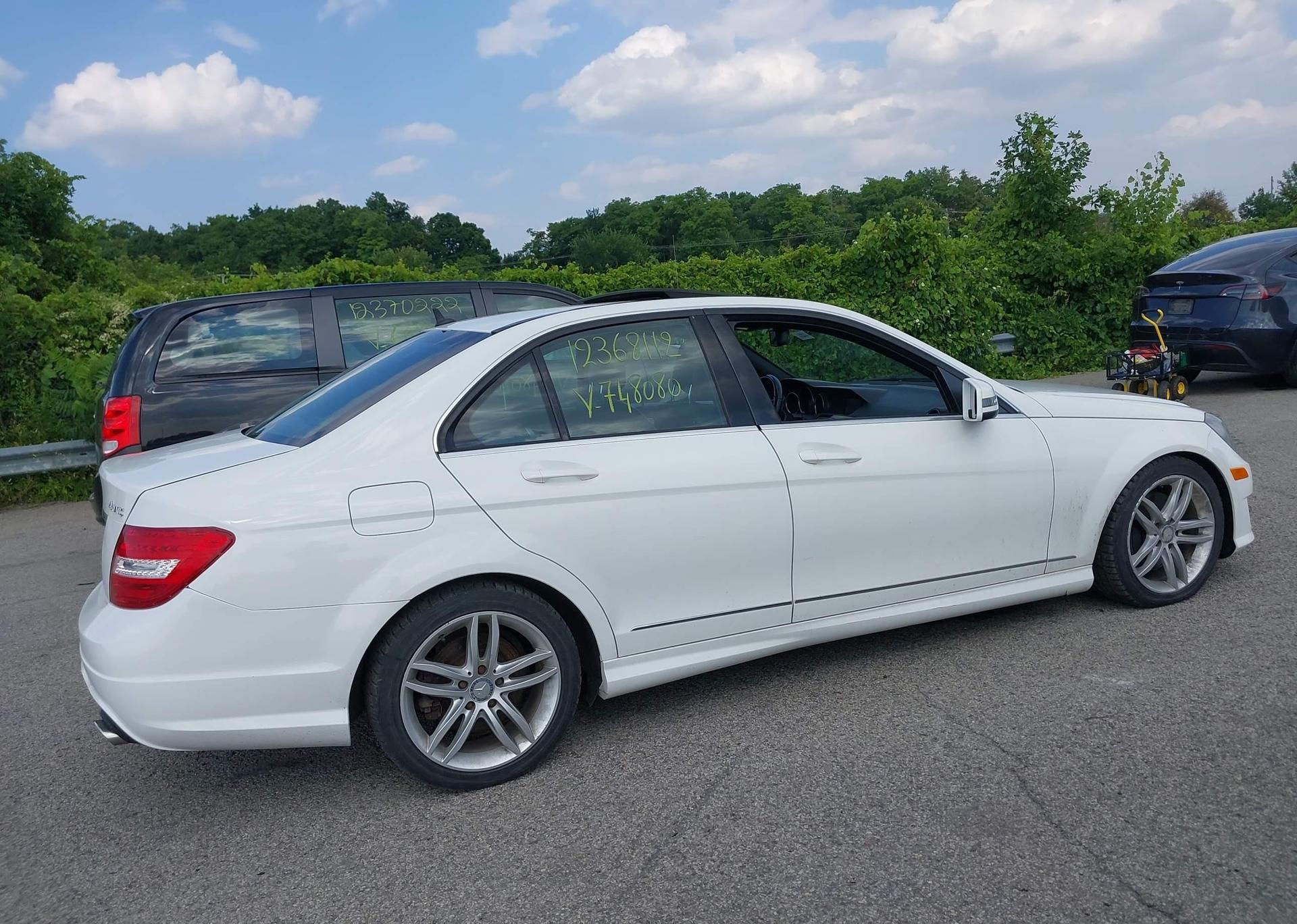 2013 MERCEDES-BENZ C 300 4MATIC