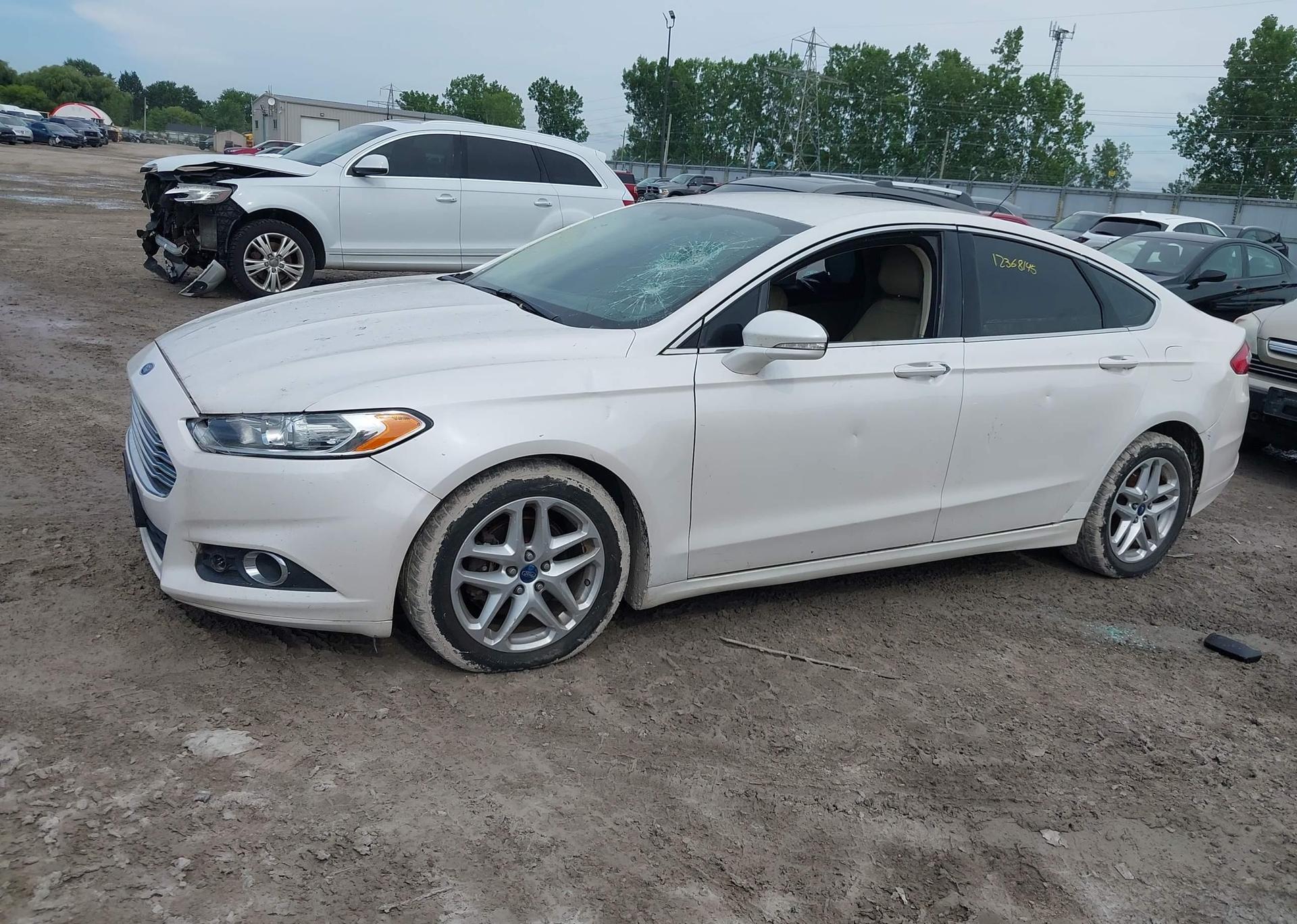 2013 FORD FUSION SE