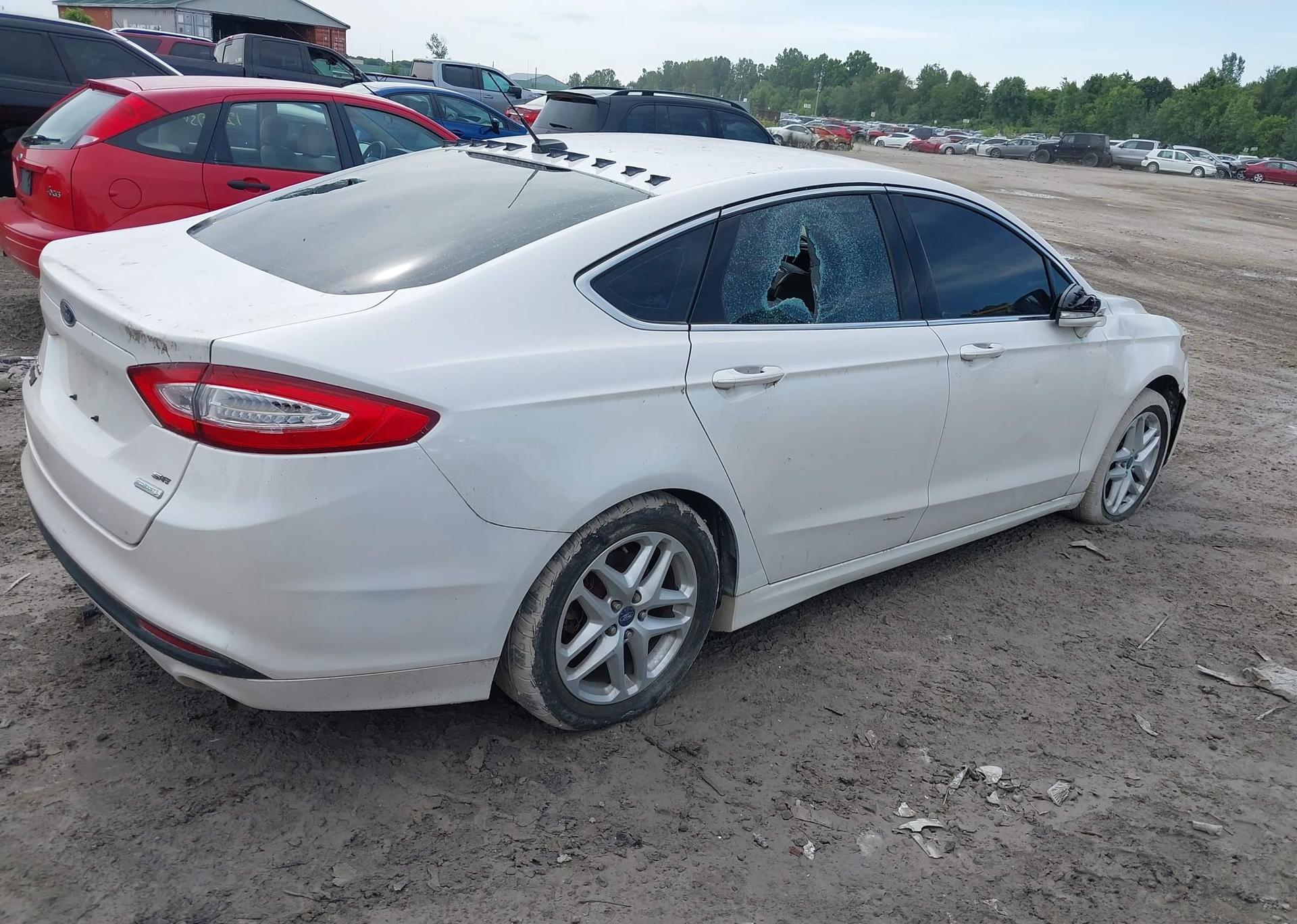 2013 FORD FUSION SE