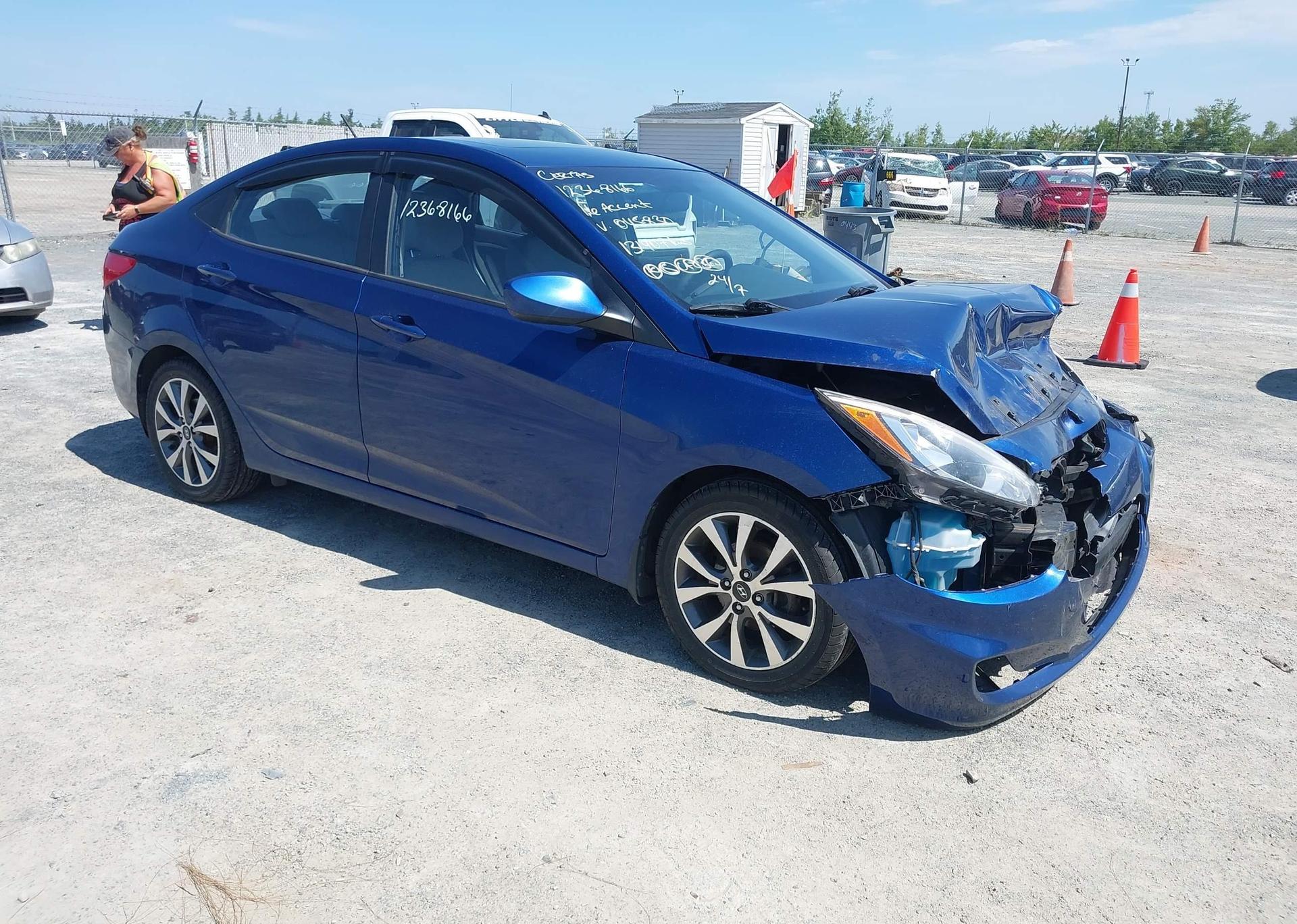 2016 HYUNDAI ACCENT SE
