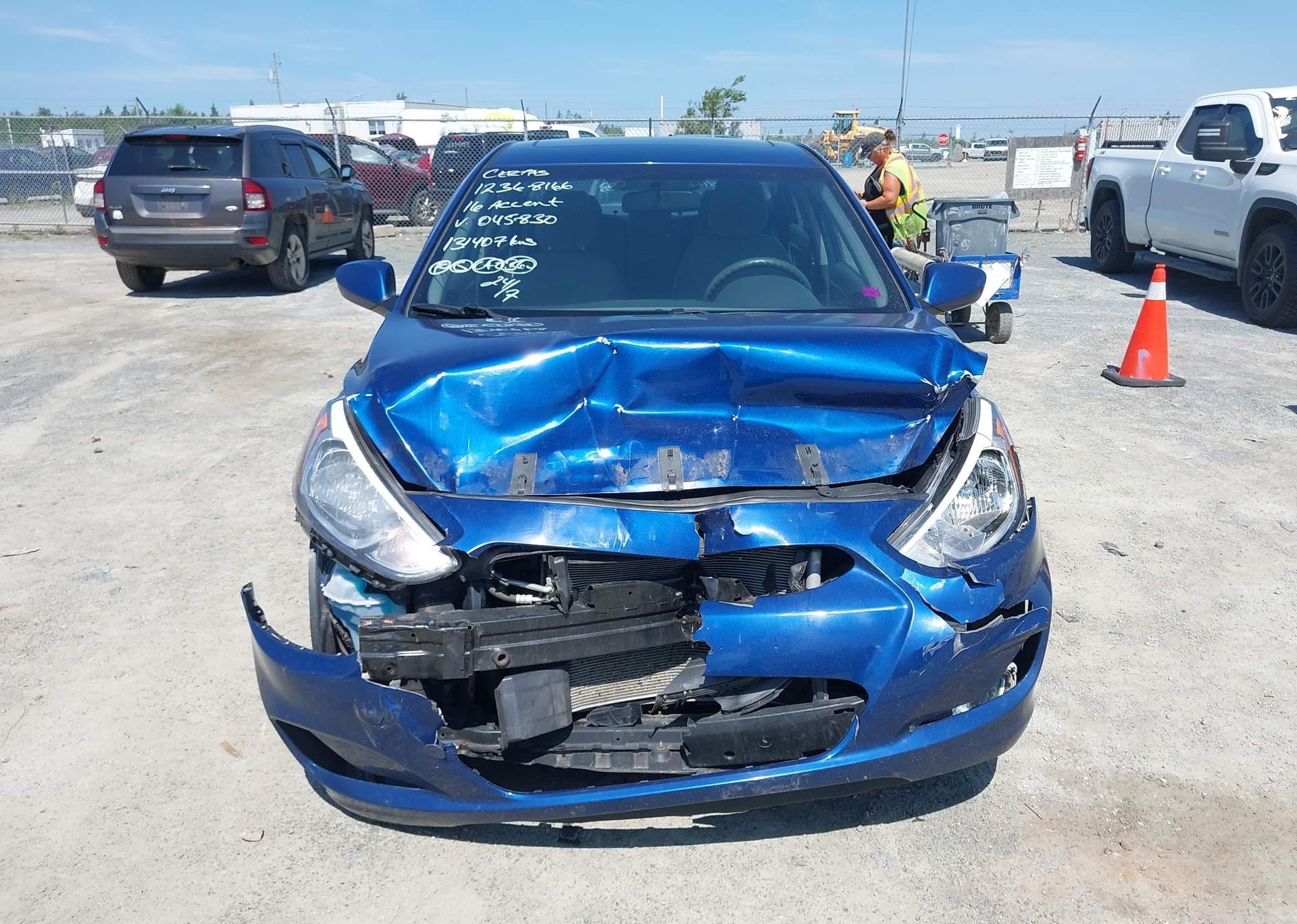 2016 HYUNDAI ACCENT SE