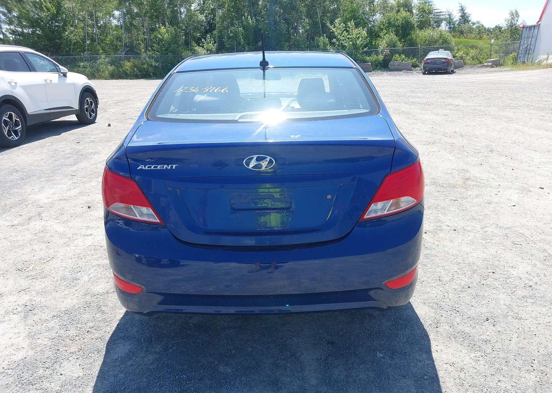 2016 HYUNDAI ACCENT SE