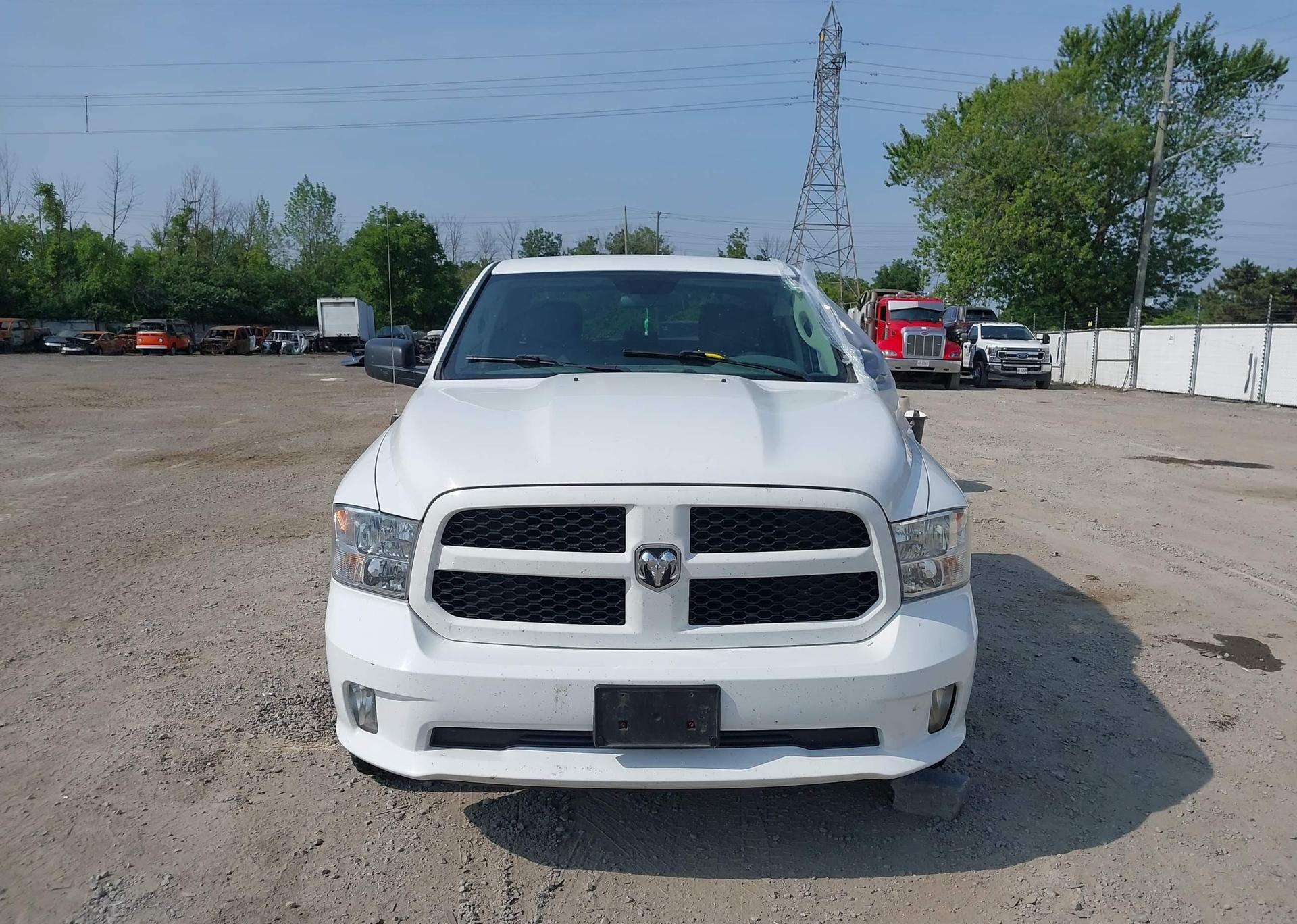 2017 RAM 1500 ST