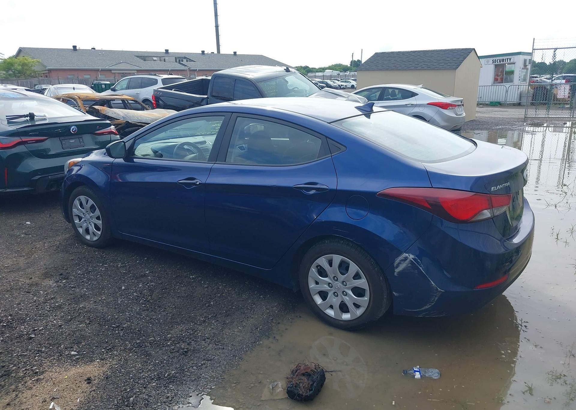 2015 HYUNDAI ELANTRA GL