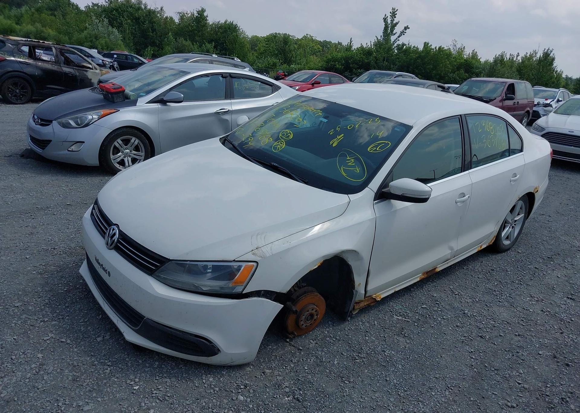 2011 VOLKSWAGEN JETTA SE