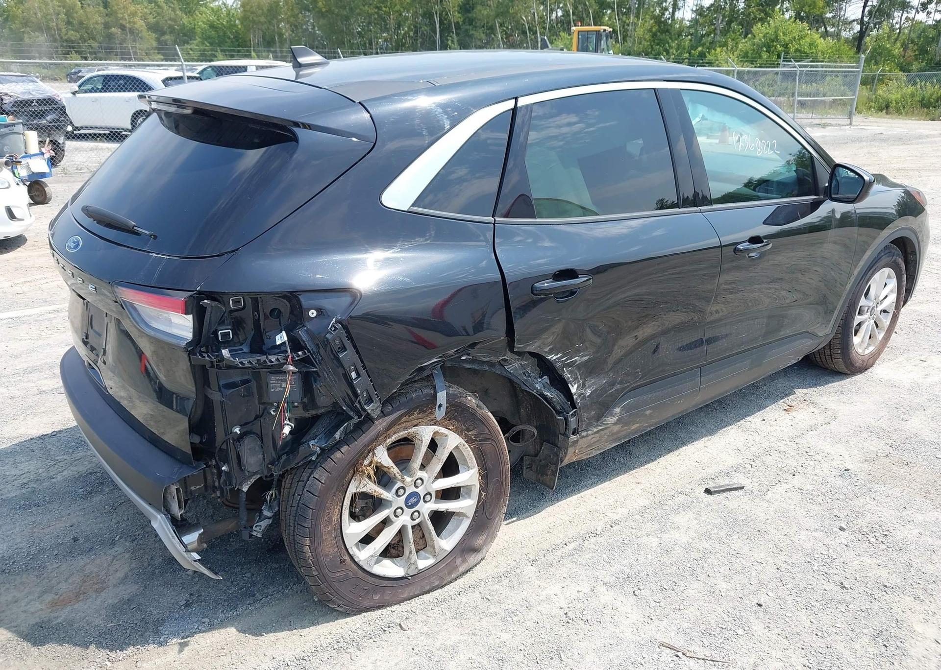 2021 FORD ESCAPE SE