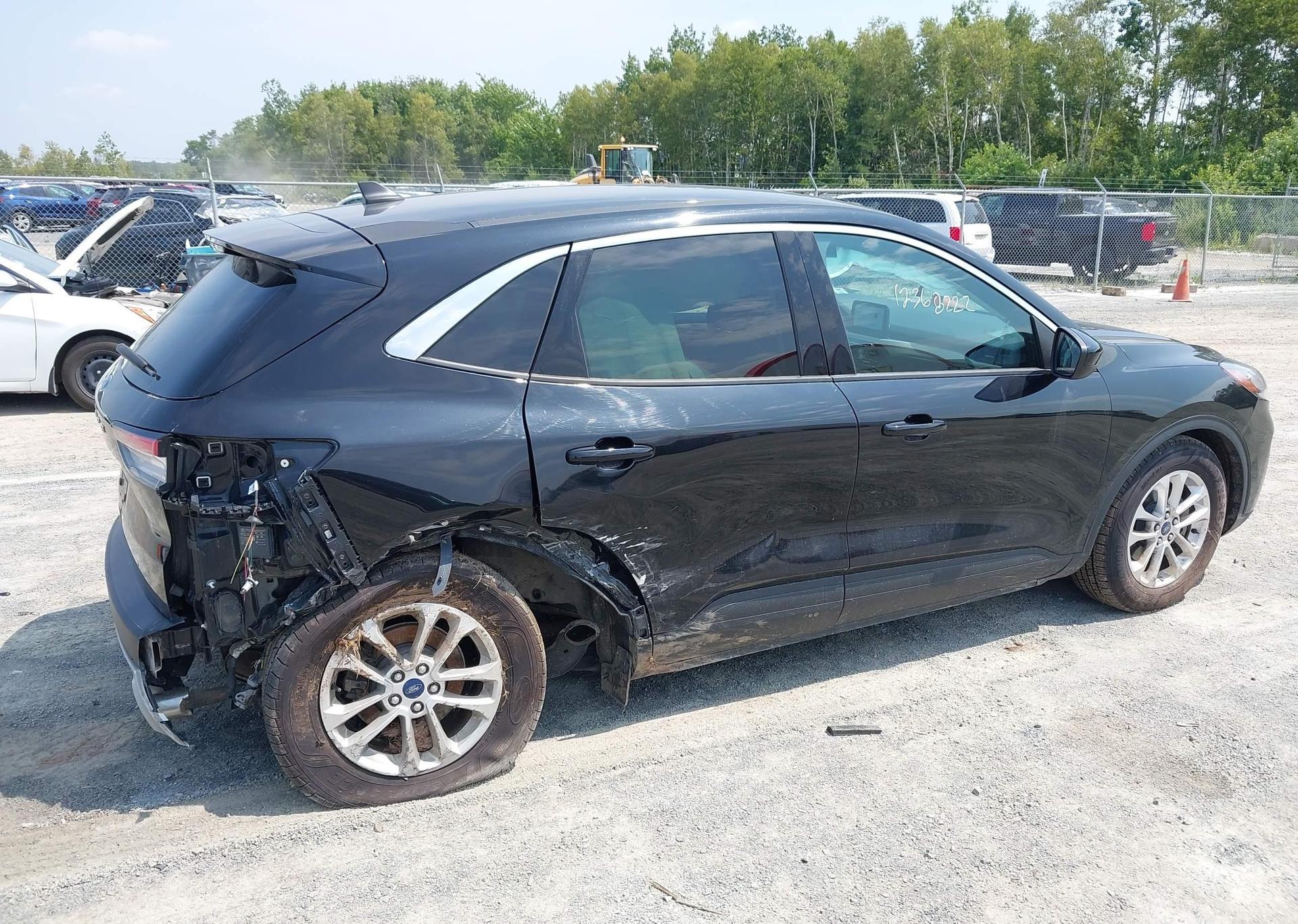 2021 FORD ESCAPE SE