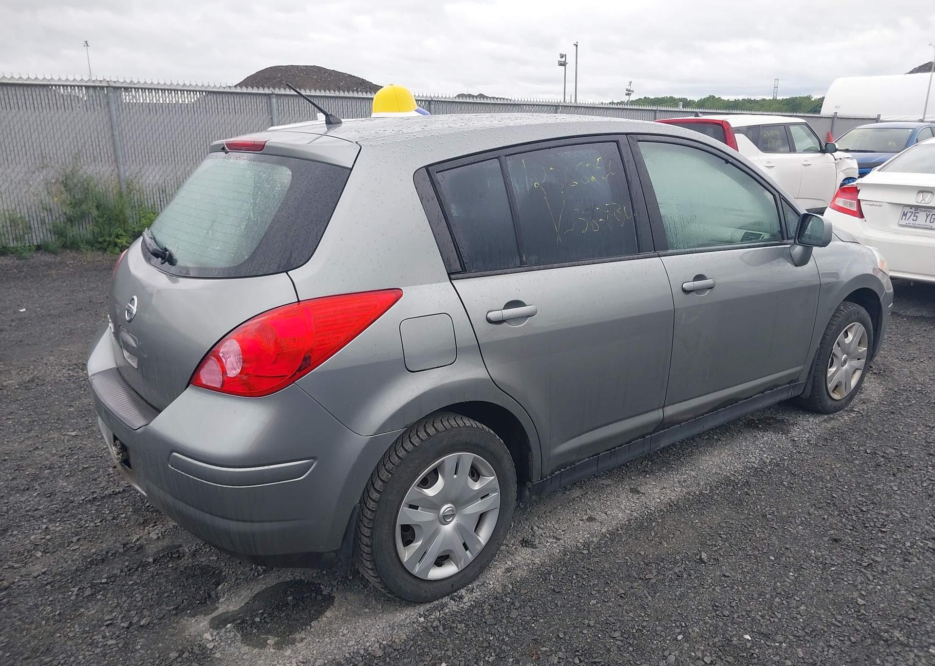 2012 NISSAN VERSA S