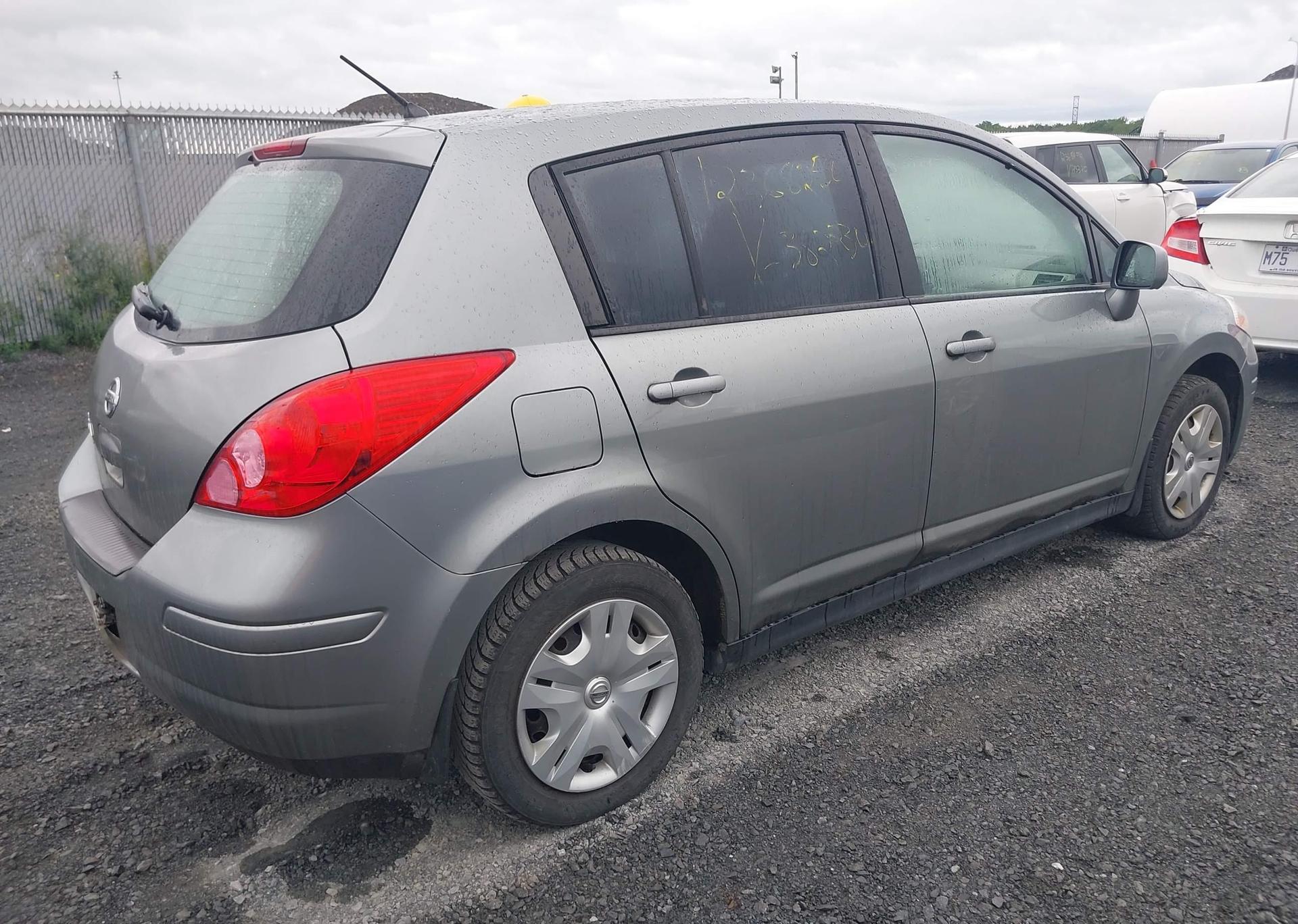2012 NISSAN VERSA S