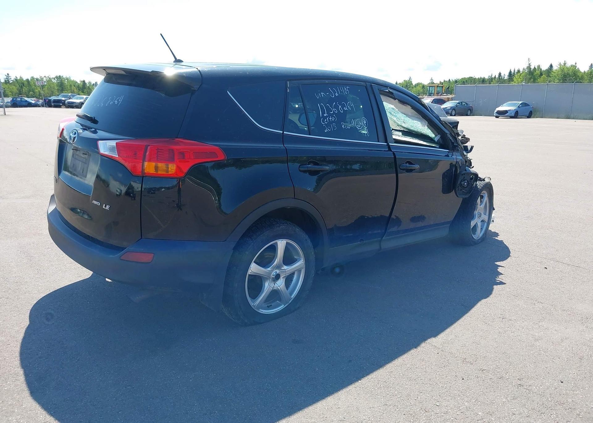 2015 TOYOTA RAV4 LE