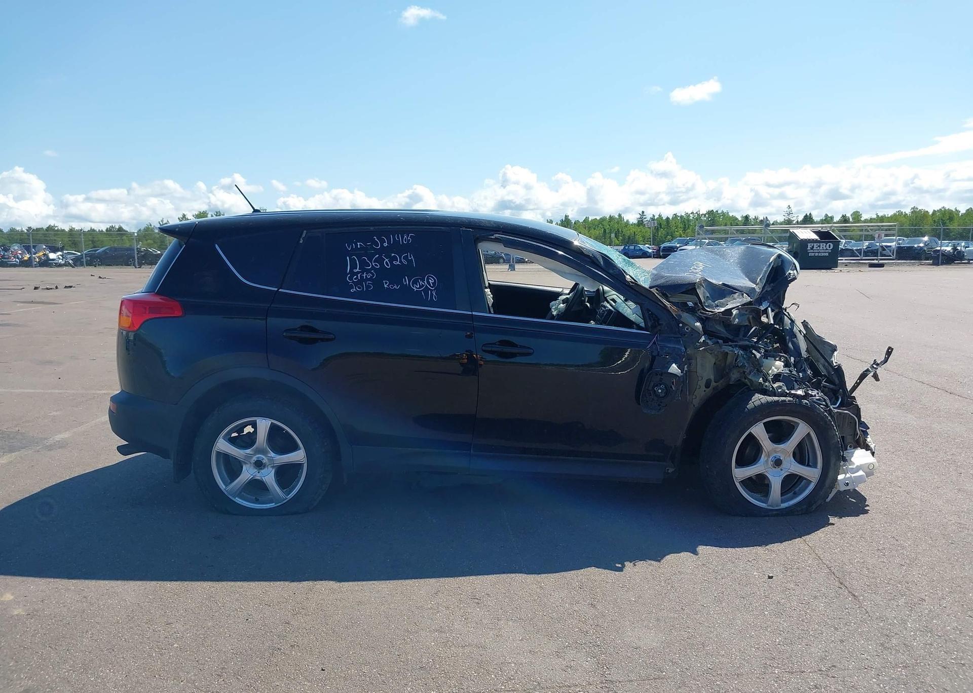 2015 TOYOTA RAV4 LE