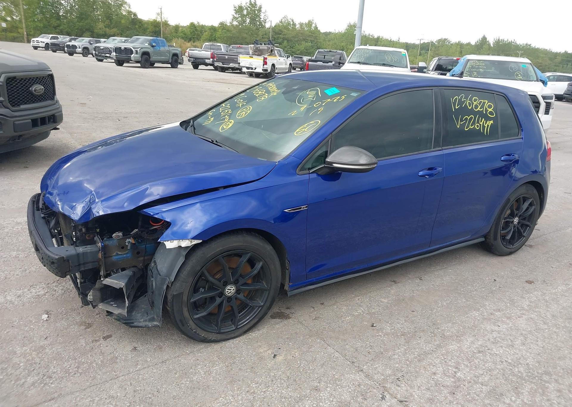 2019 VOLKSWAGEN GOLF R