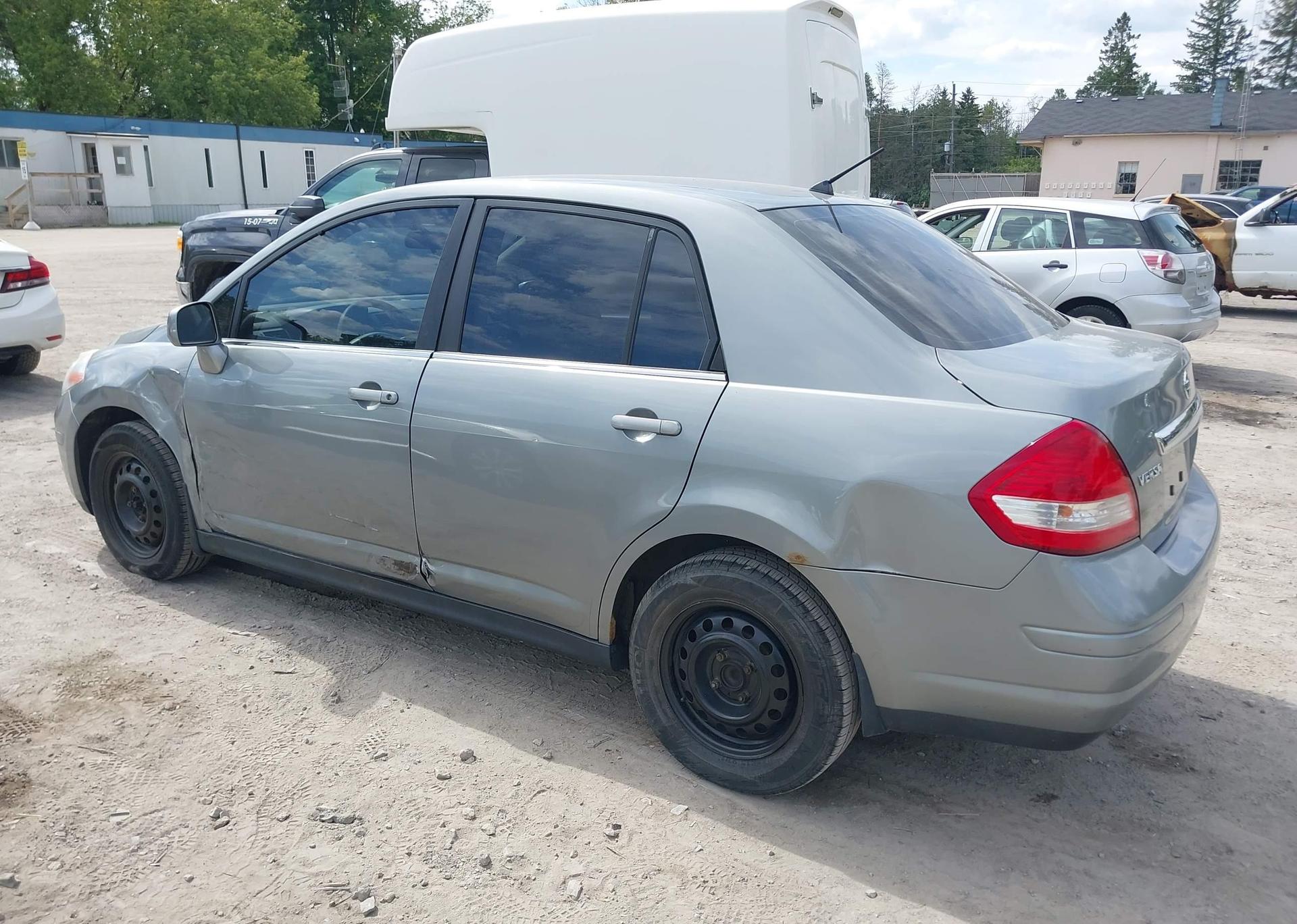 2007 NISSAN VERSA S