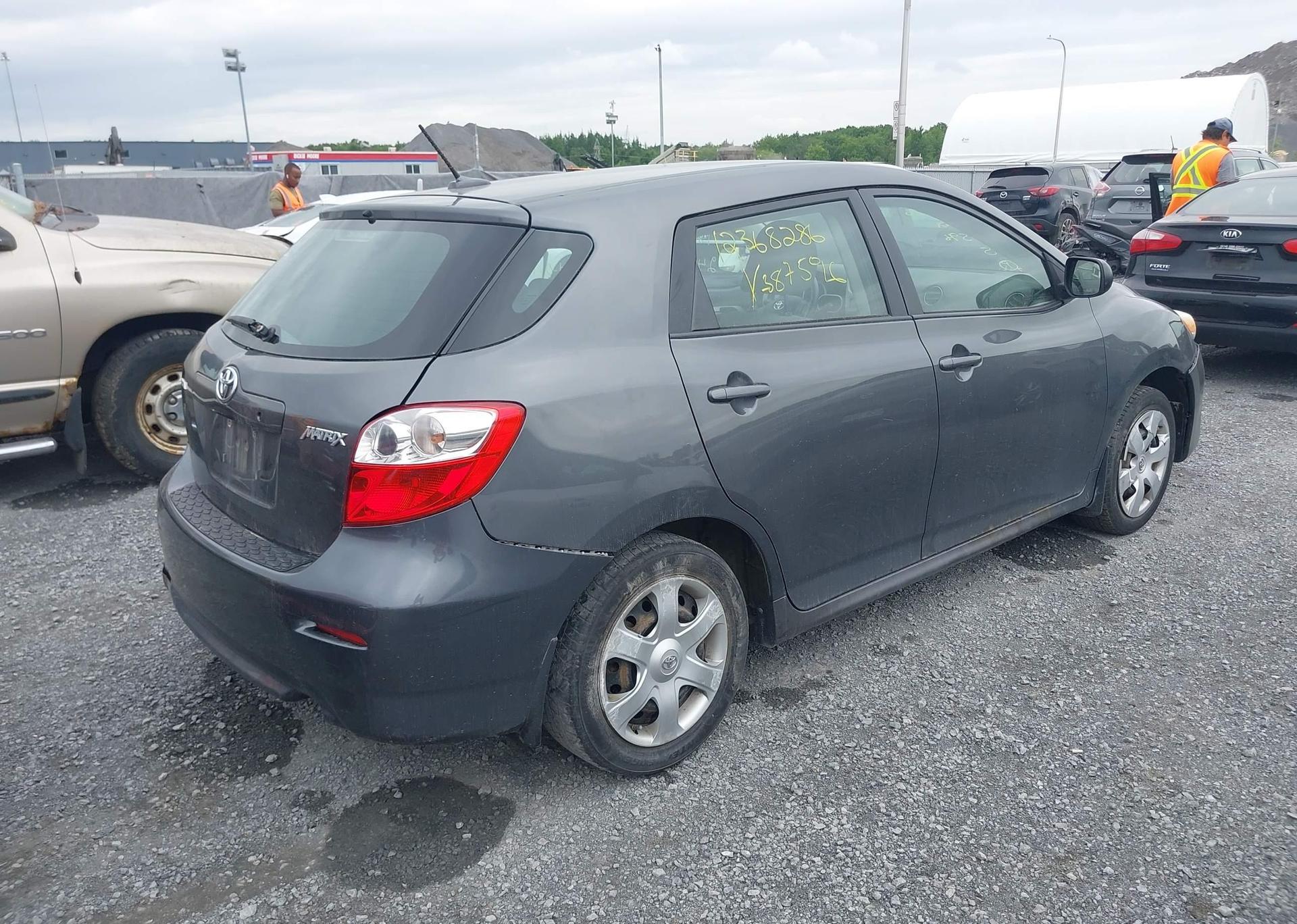 2010 TOYOTA MATRIX