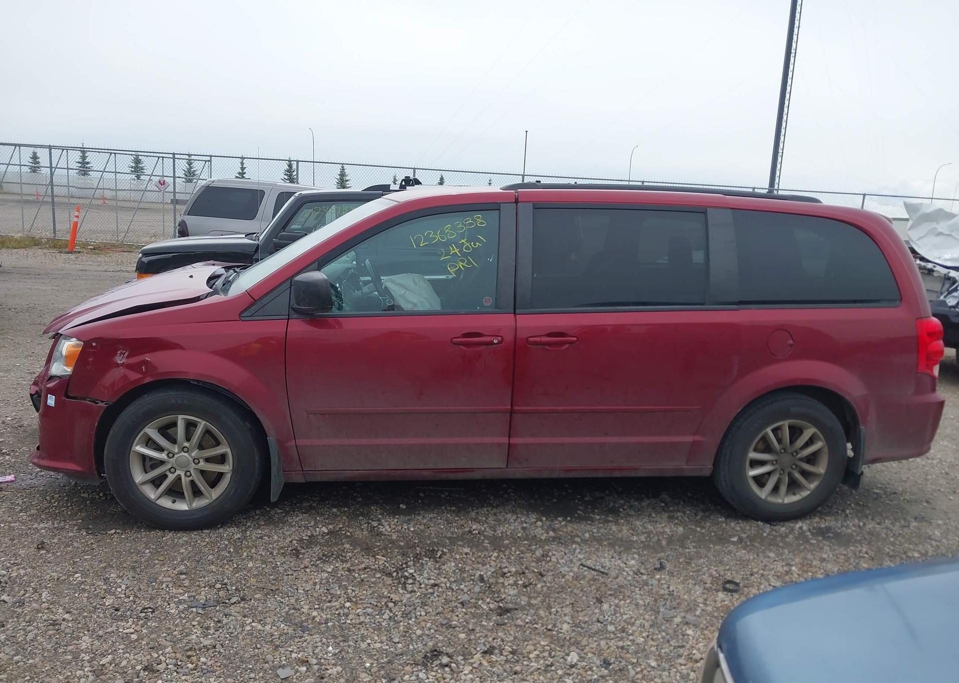 2015 DODGE GRAND CARAVAN SE