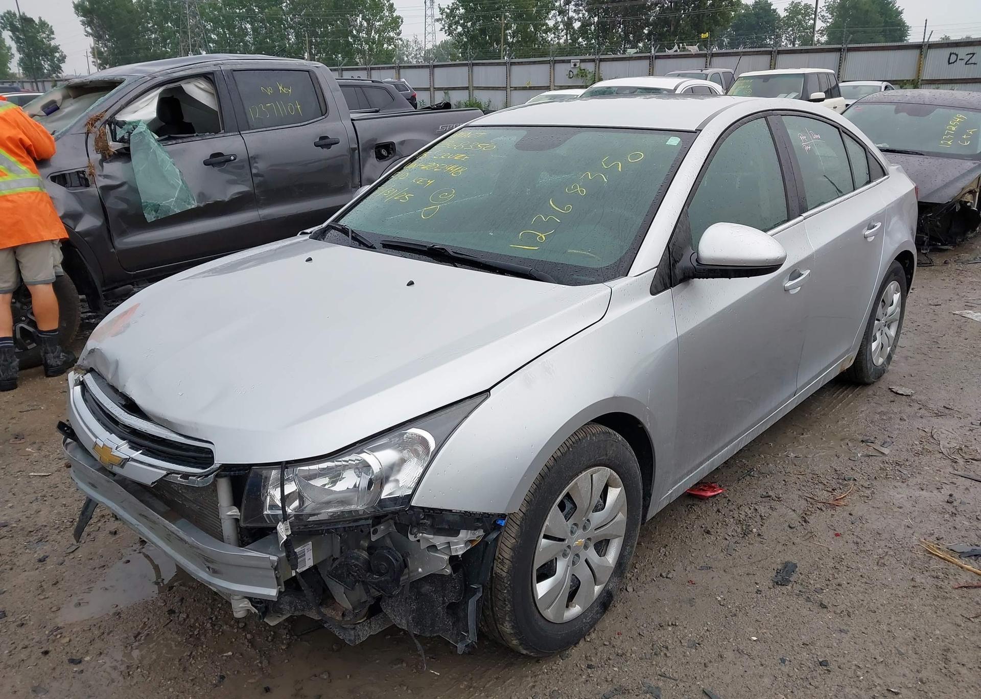 2015 CHEVROLET CRUZE