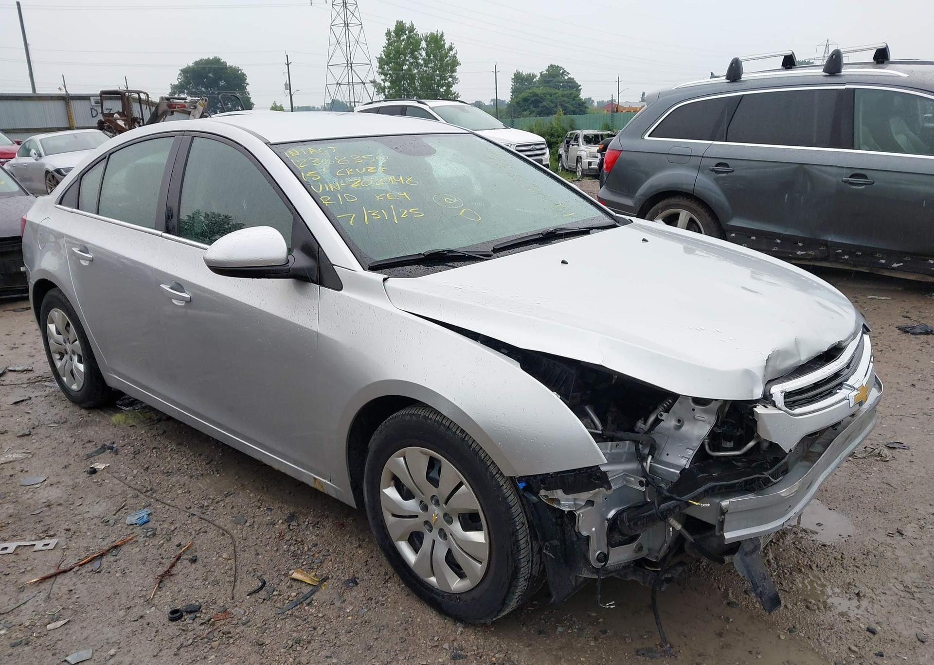 2015 CHEVROLET CRUZE