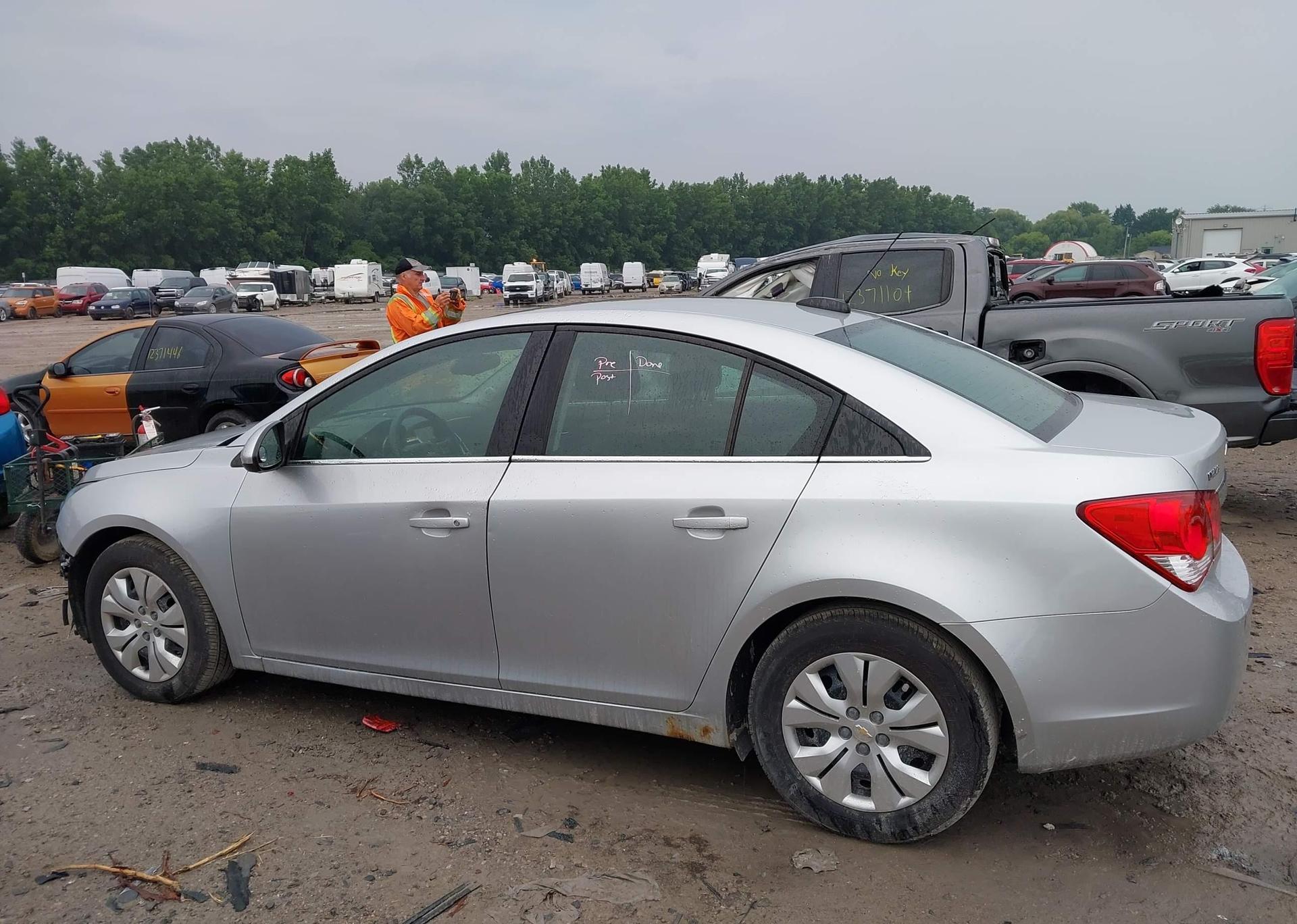 2015 CHEVROLET CRUZE