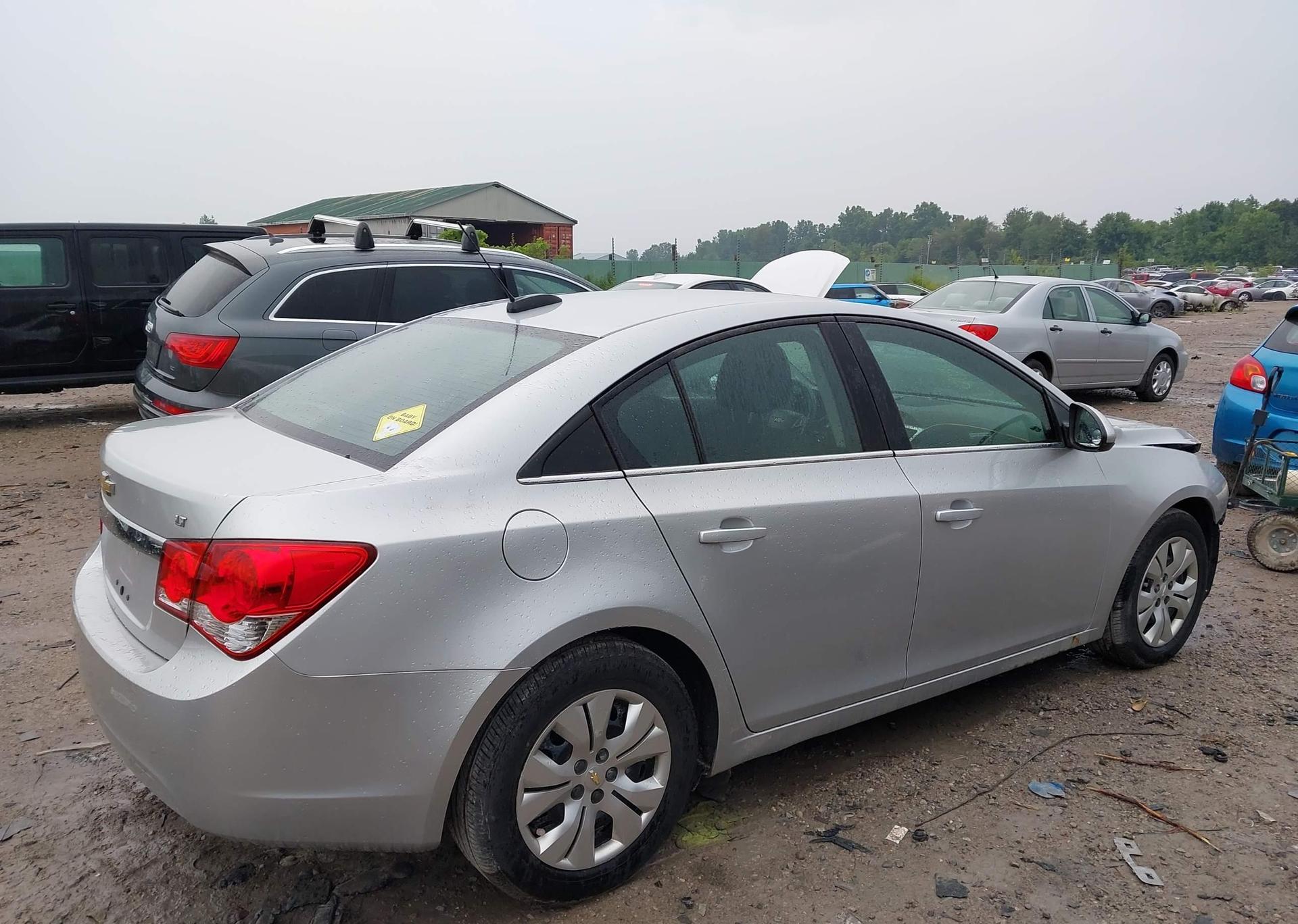 2015 CHEVROLET CRUZE