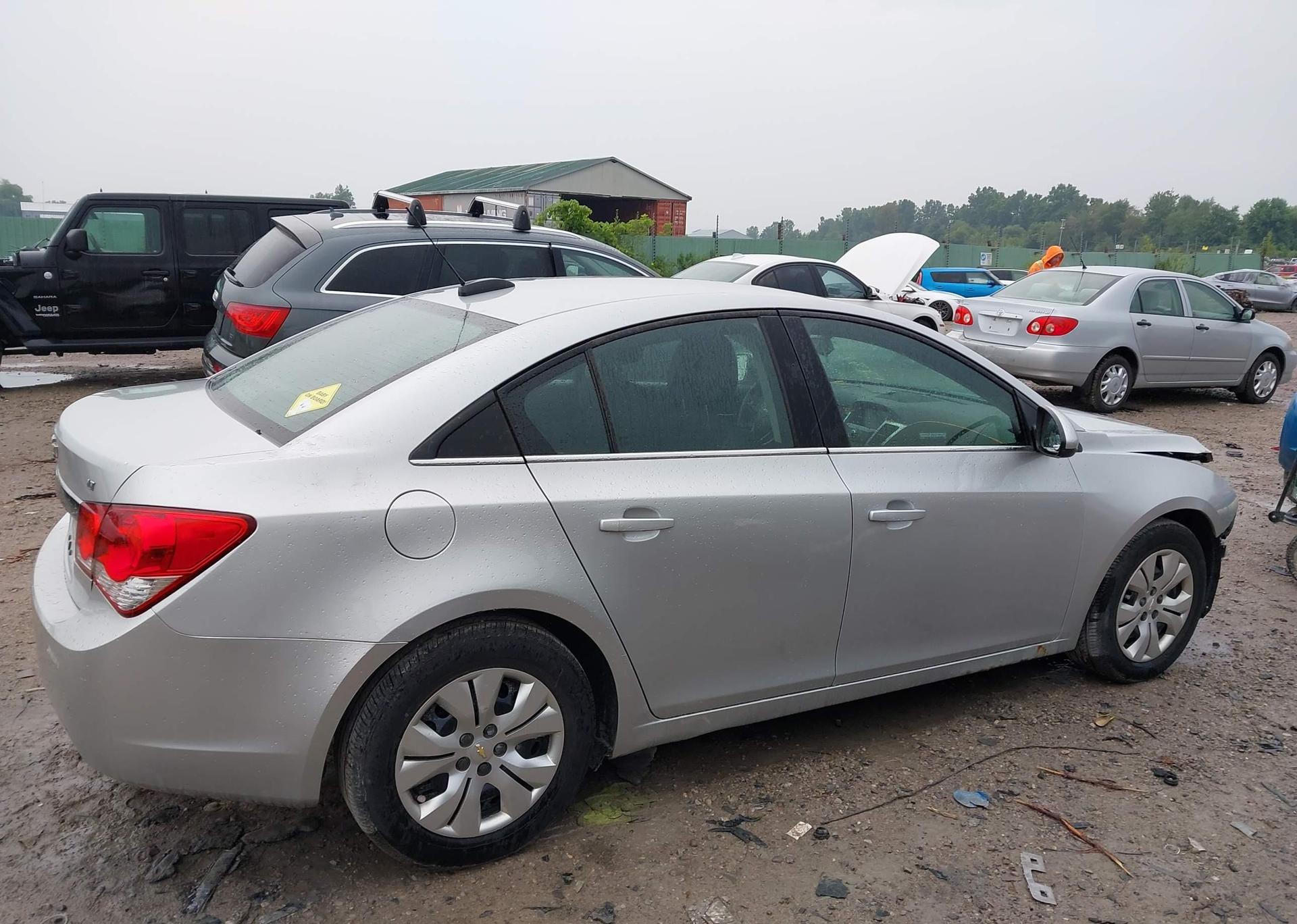 2015 CHEVROLET CRUZE