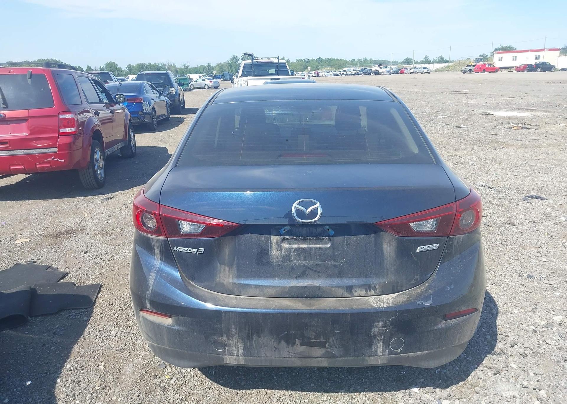 2017 MAZDA MAZDA3 GX