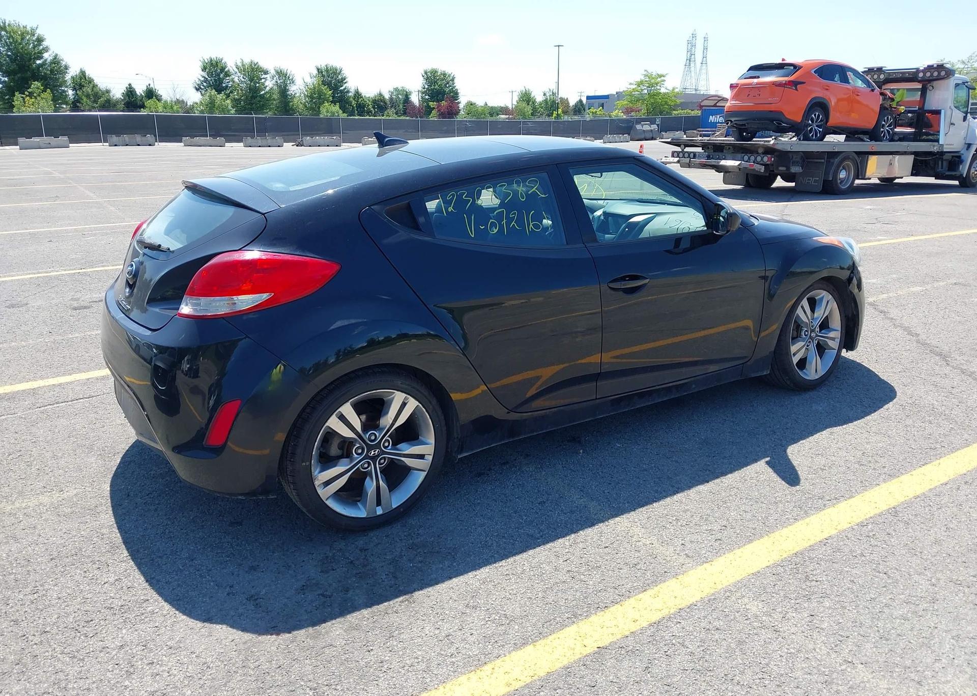 2012 HYUNDAI VELOSTER TECH