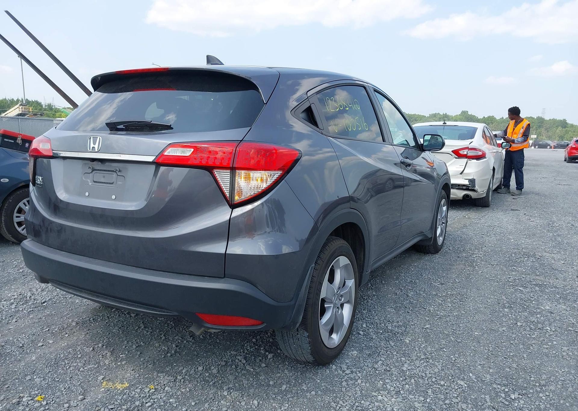 2021 HONDA HR-V LX