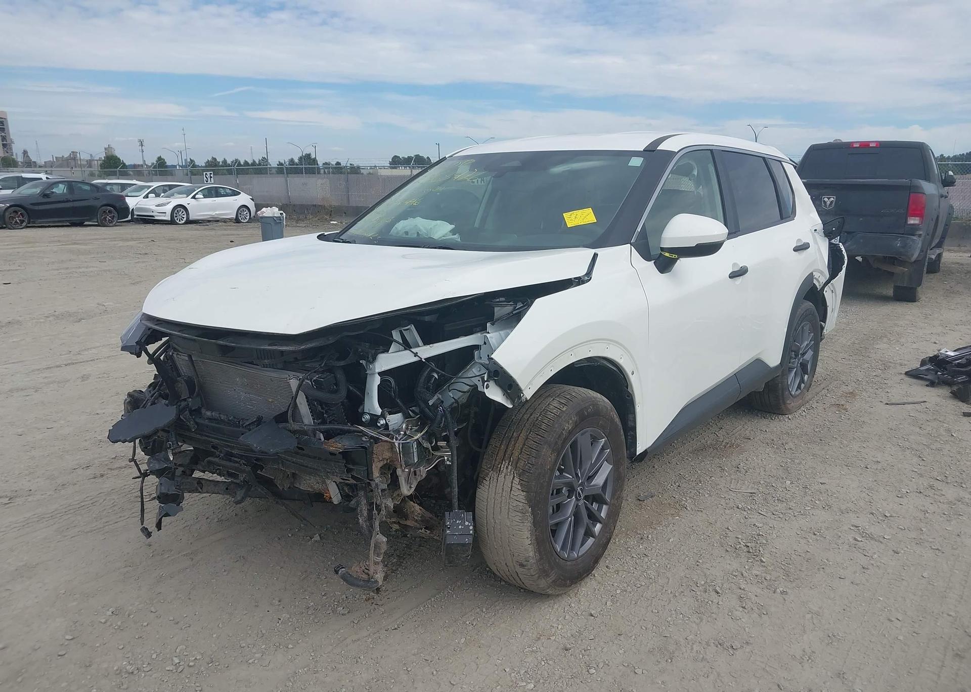 2024 NISSAN ROGUE S