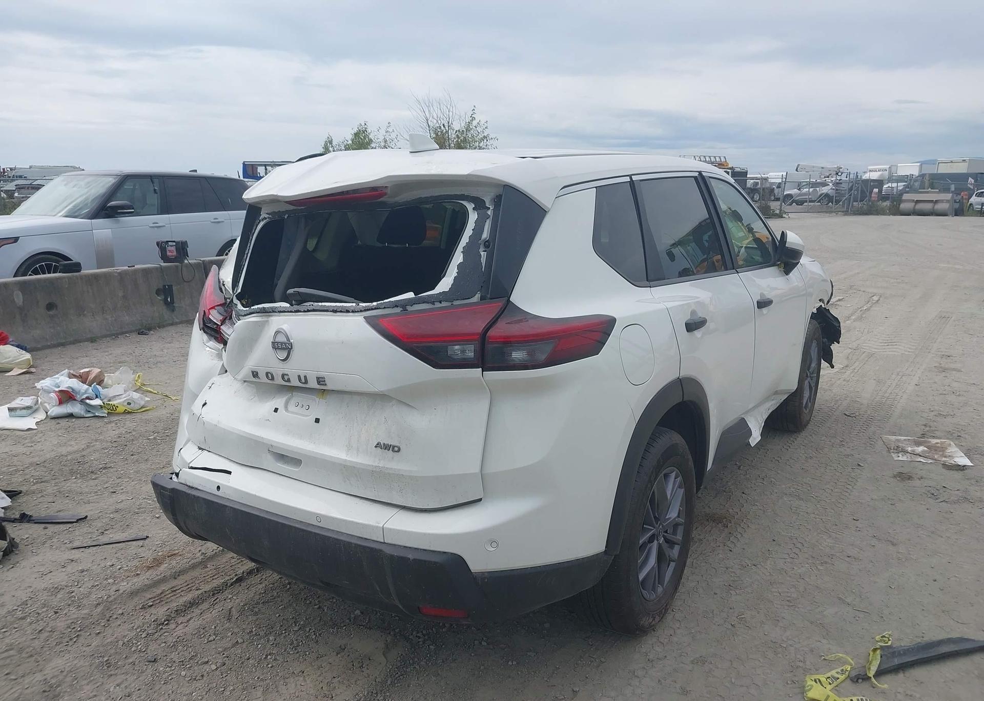 2024 NISSAN ROGUE S